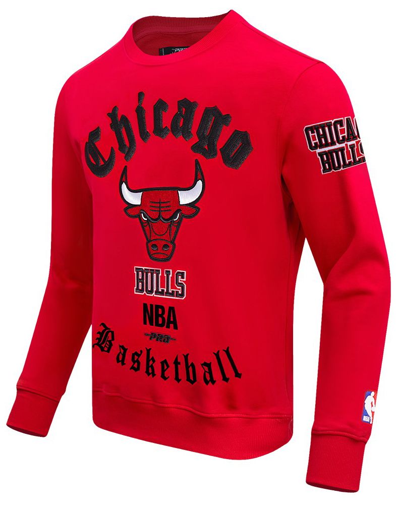 Pro Standard Men's Chicago Bulls Red Old English Fleece Crewneck Sweatshirt
