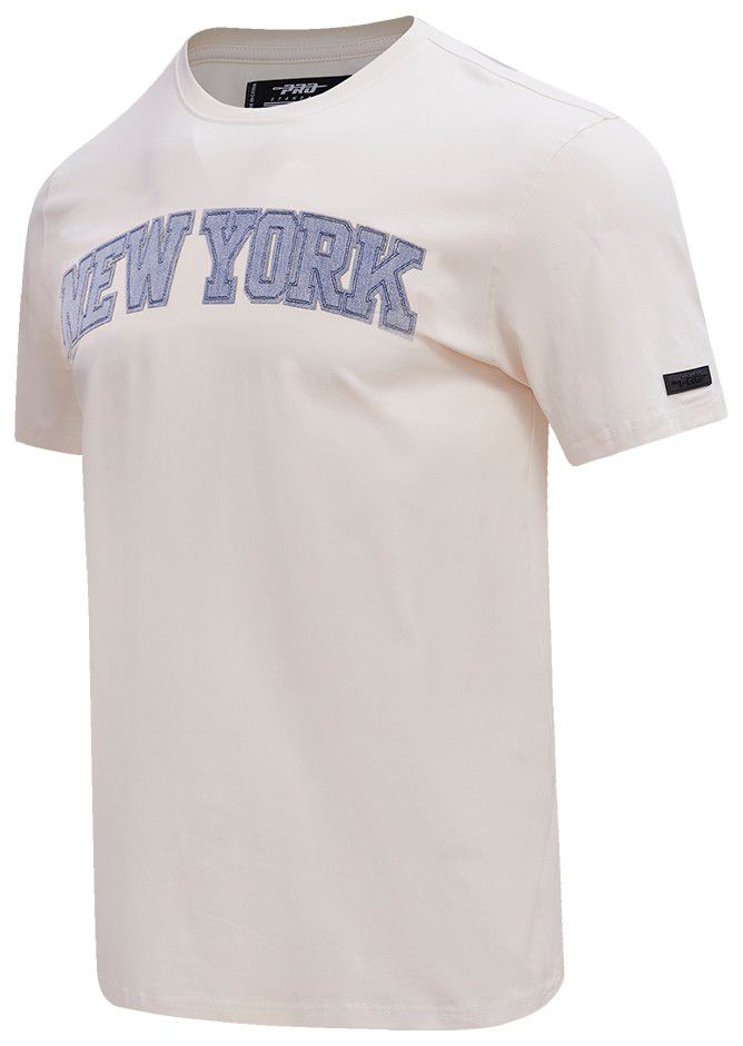 Pro Standard Men's New York Knicks Linen Varsity Blues Short Sleeve T-Shirt