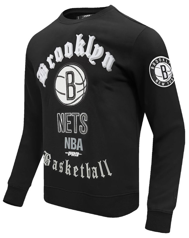 Pro Standard Men's Brooklyn Nets Black Old English Fleece Crewneck Sweatshirt