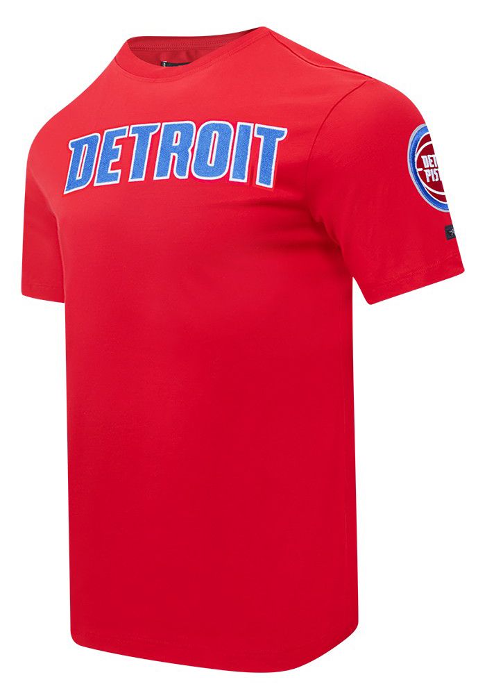 Pro Standard Men's Detroit Pistons Red Classic Chenille T-Shirt