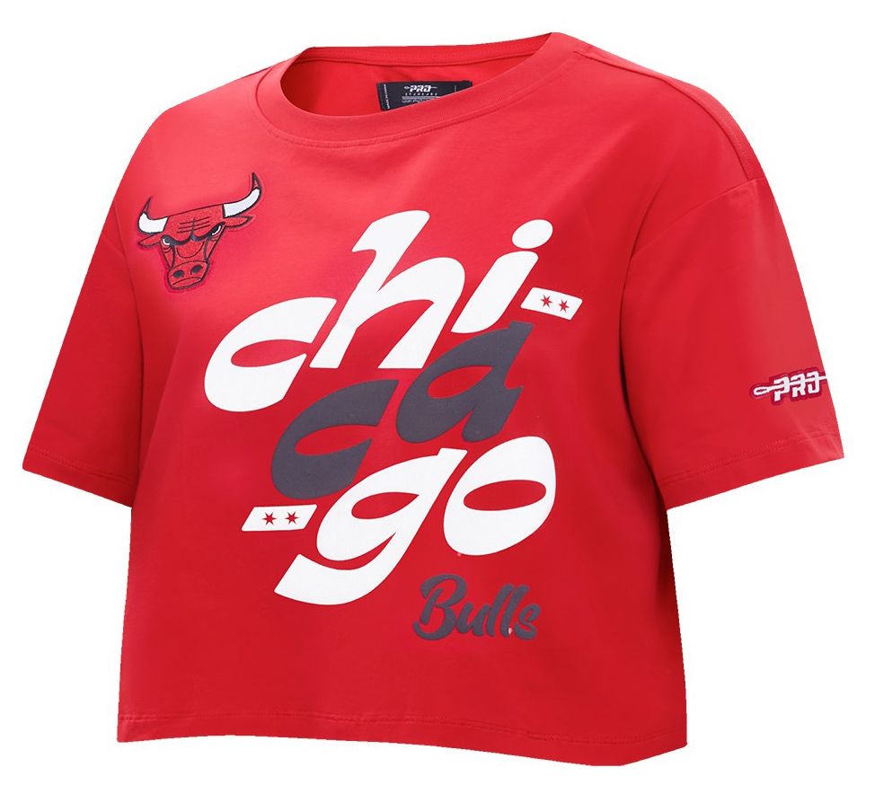 Pro Standard Women's Chicago Bulls Red Wordplay Boxy T-Shirt