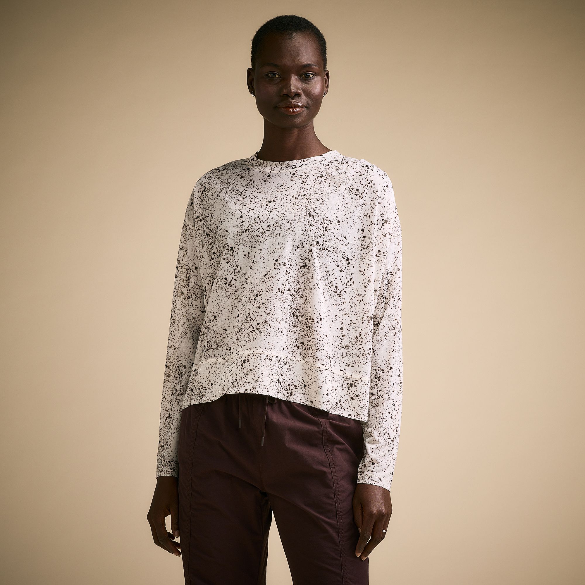 CALIA Women's Exhale Long Sleeve Pleated Shirt, XXL, Cookies and Cream