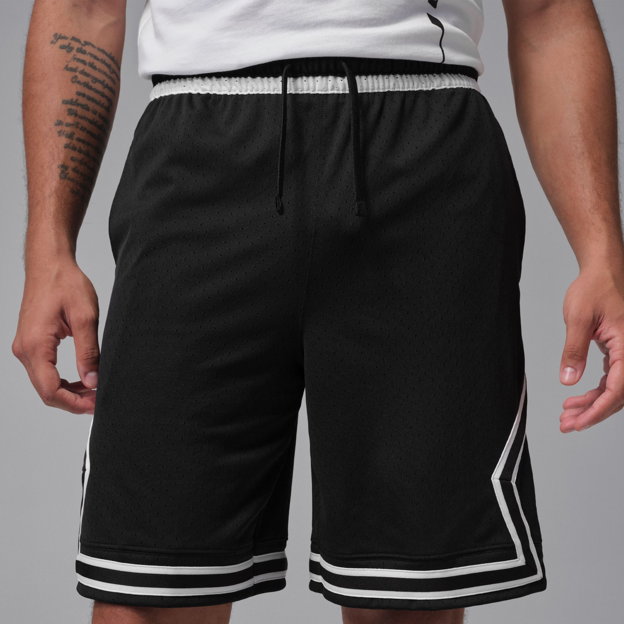 Jordan Men's Dri-FIT Sport 9'' Diamond Shorts