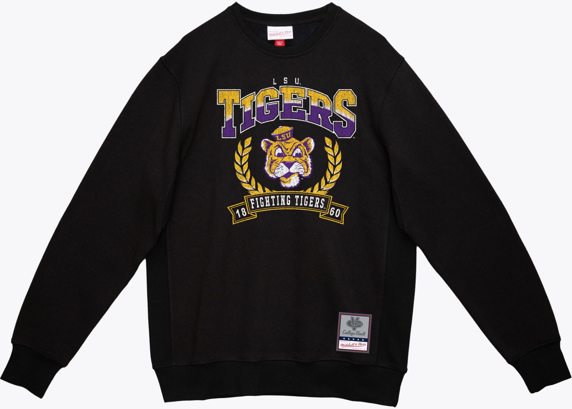 Hoodies & Sweatshirts