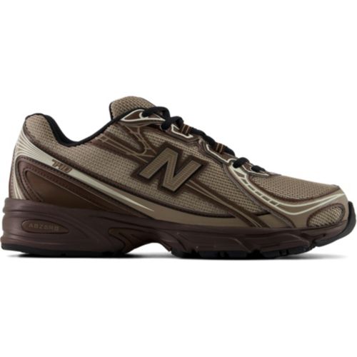 New Balance 740 Shoes