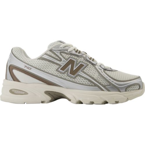 New Balance 740 Shoes