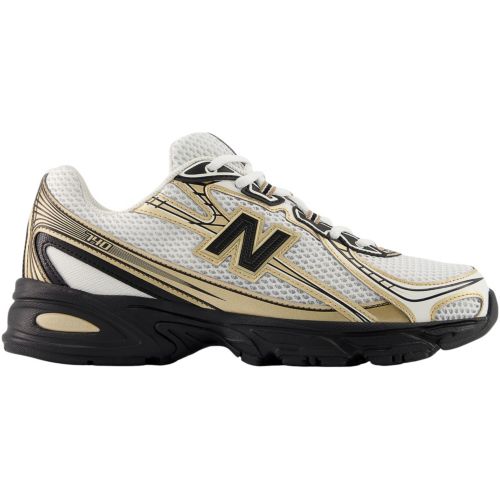 New Balance 740 Shoes
