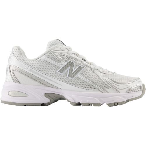 New Balance 740 Shoes