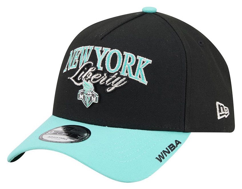 New Era Adult New York Liberty Black Tip-Off 9Forty Adjustable Hat