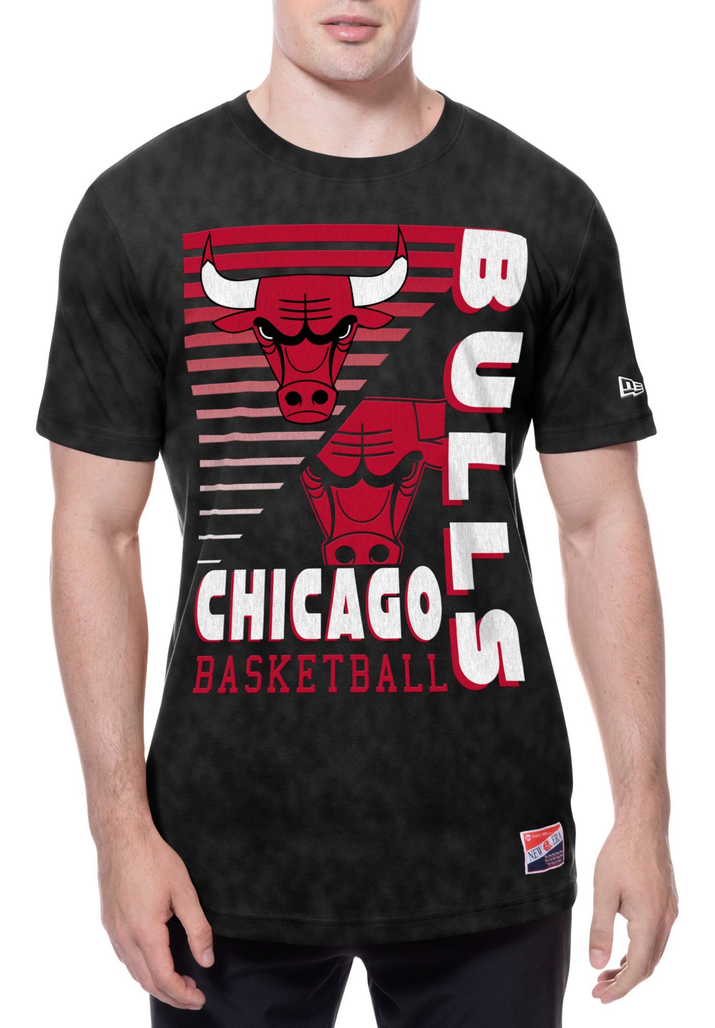 New Era Men's Chicago Bulls Black Throwback Washed T-Shirt