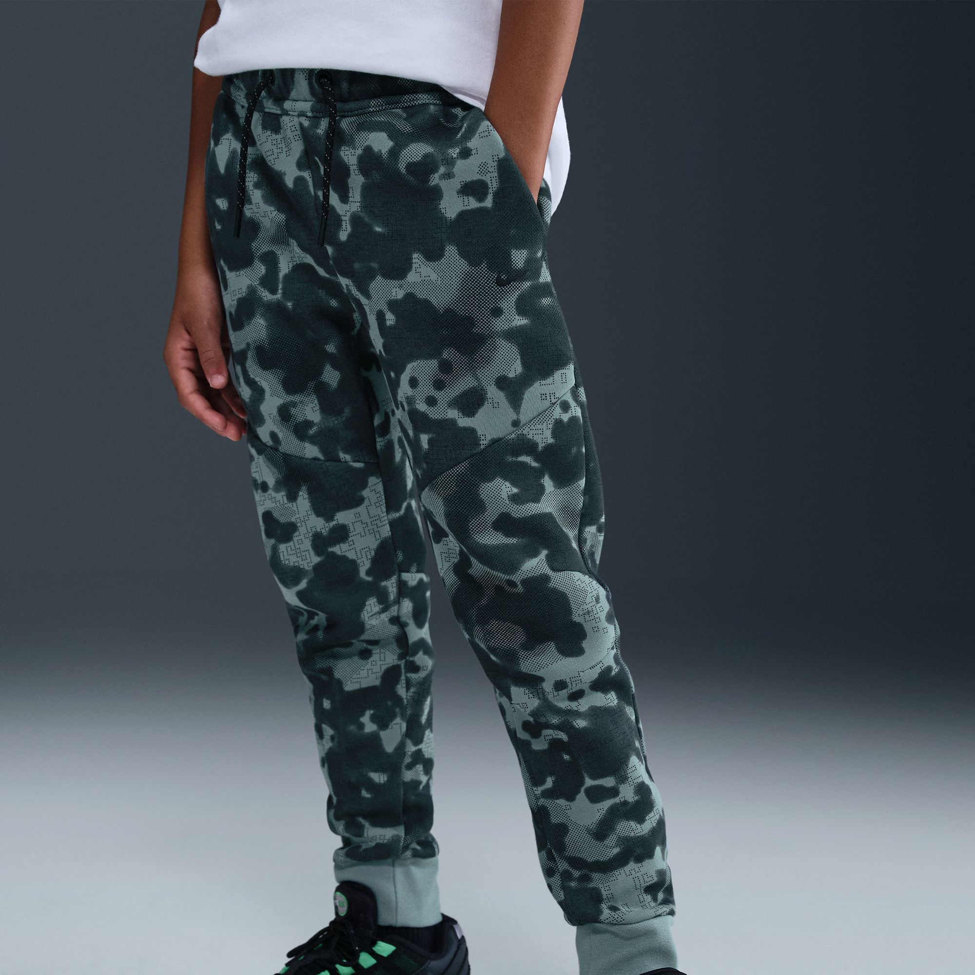 Cannon/Black