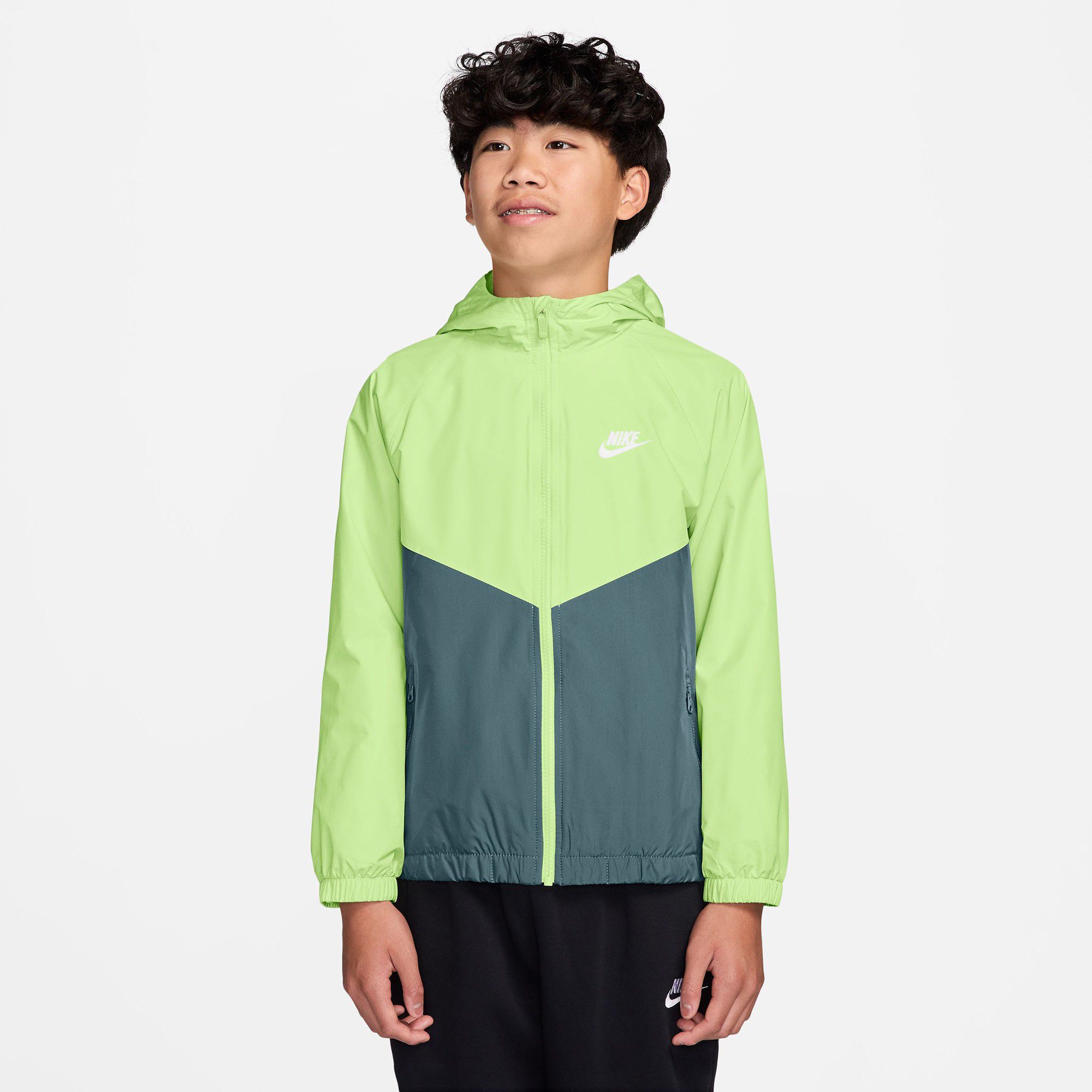Nike Kids' Sportswear Windrunner Hooded Repel Jacket