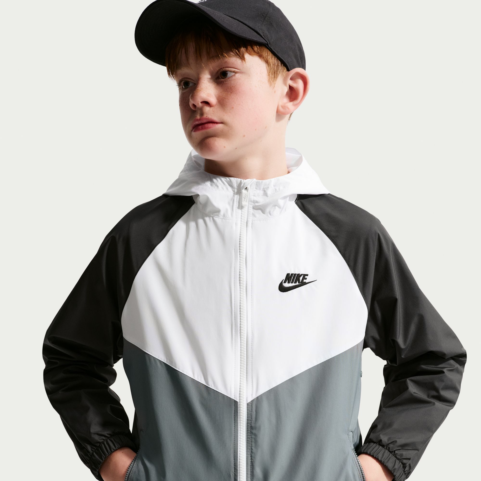 White/Smoke Grey/Black