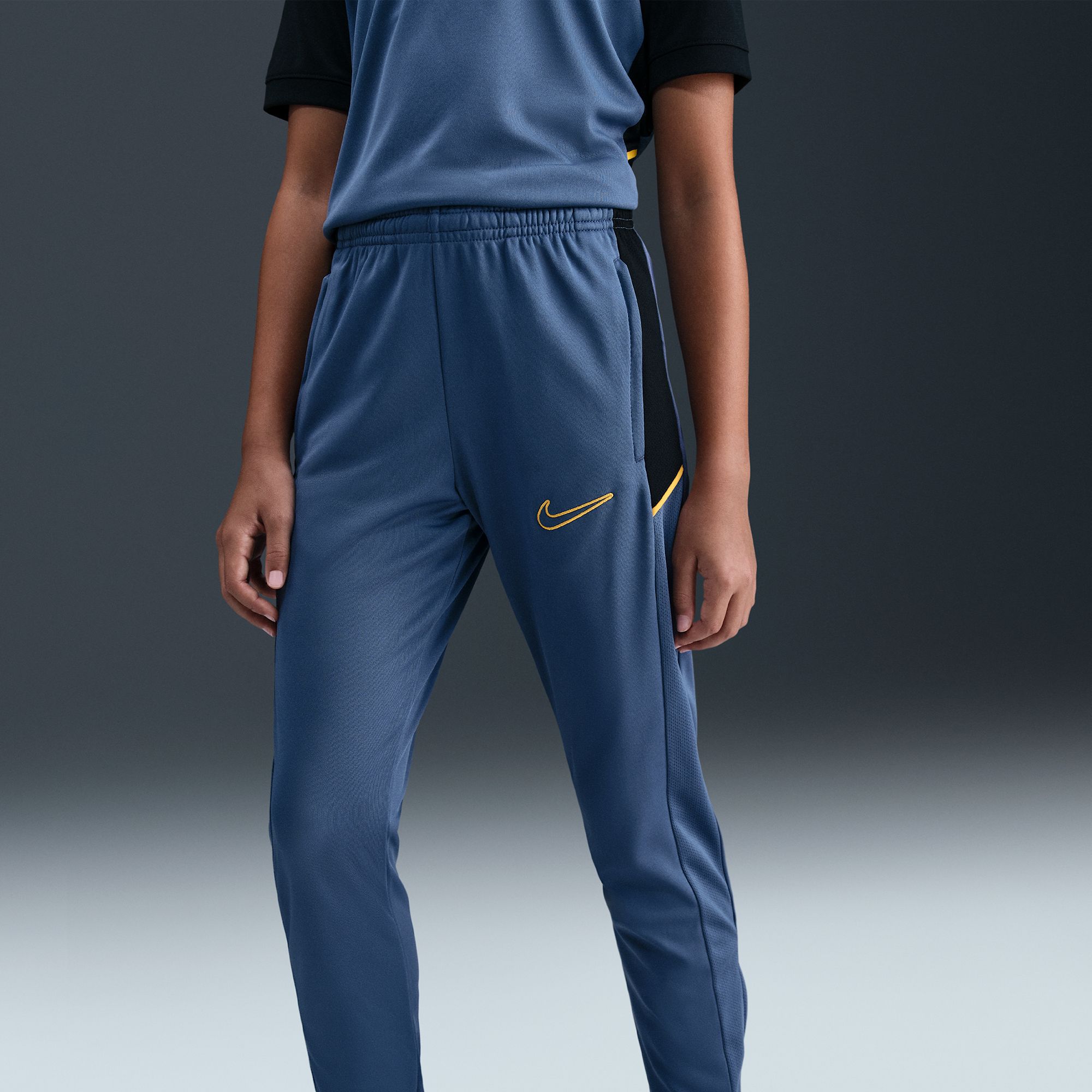 Nike Kids' Dri-FIT Academy Soccer Track Pants