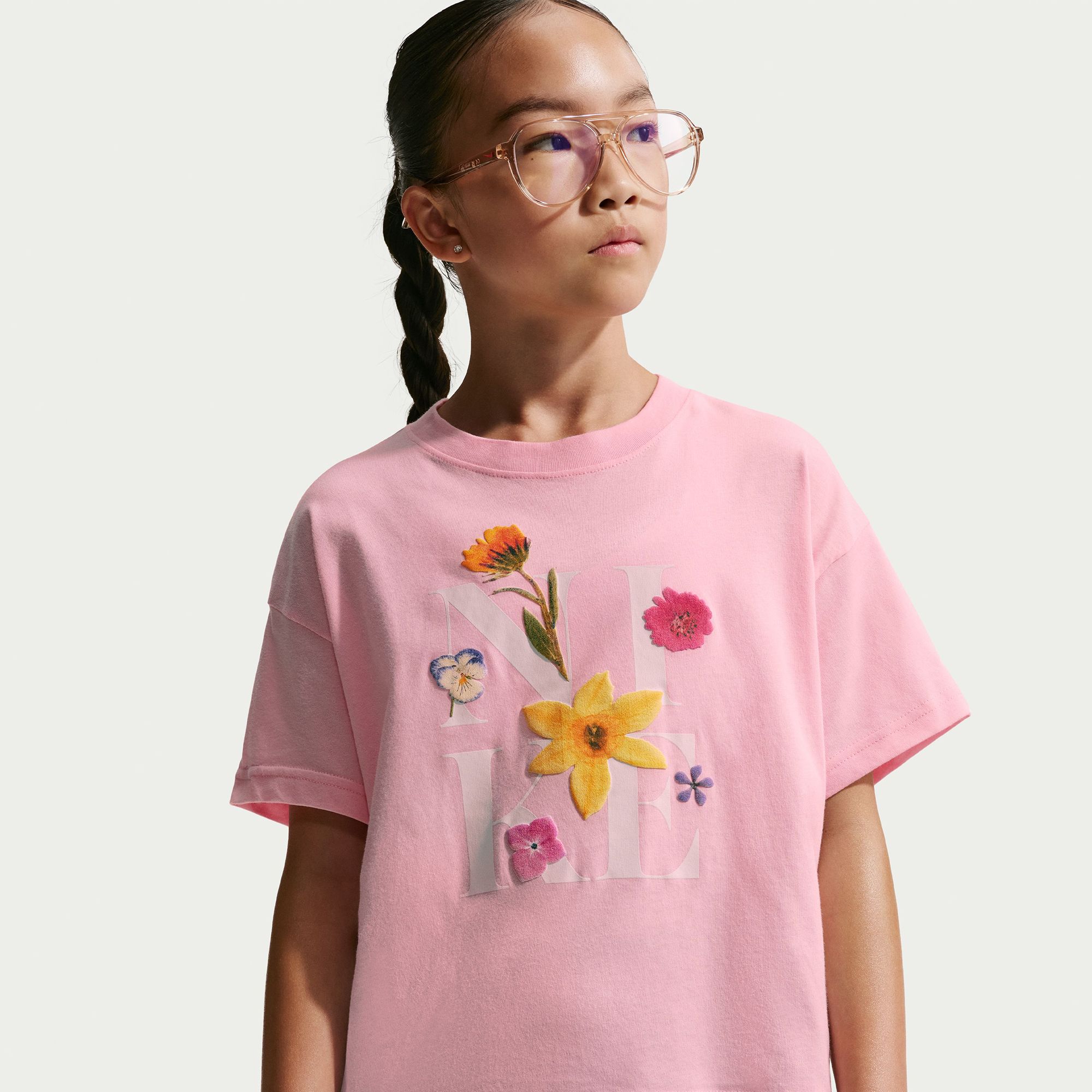 Nike Girls' Sportswear Boxy Spring Graphic T-Shirt | Dick's