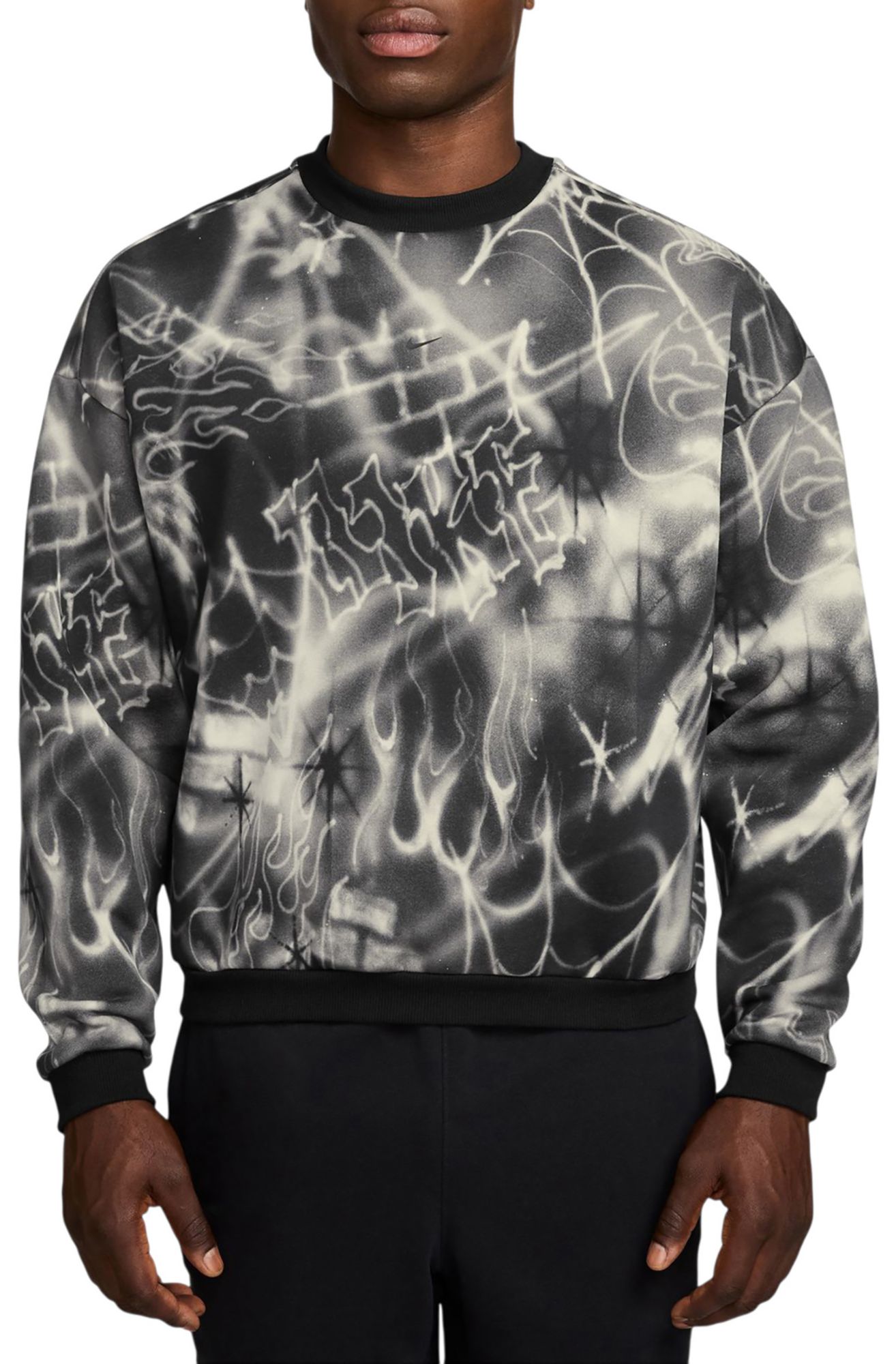Nike Men's Therma-FIT Standard Issue Brushed Allover Print Crewneck Sweatshirt