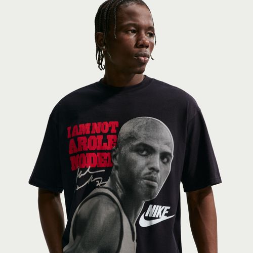 Nike Men's Kobe Bryant Max90 81 Graphic T-Shirt | Dick's Sporting