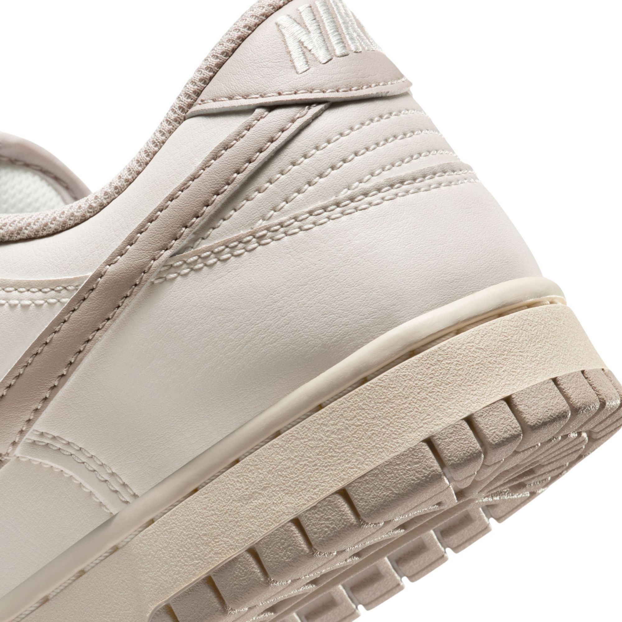 Nike Men's Dunk Low Retro Shoes