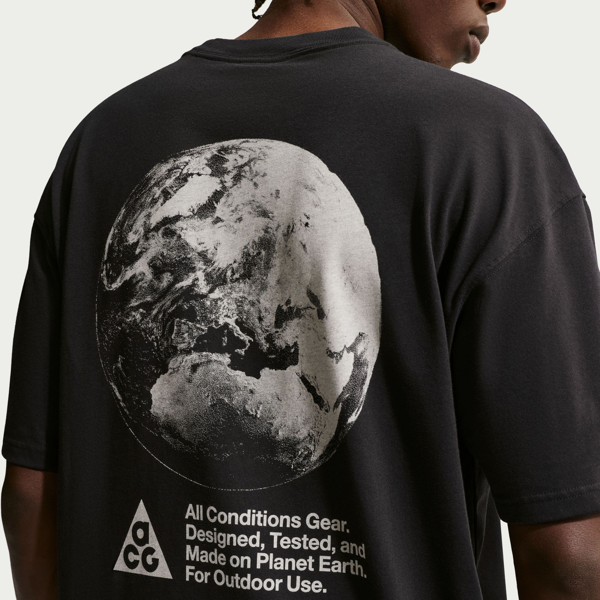 Nike Men's ACG Dri-FIT Camp Planet Earth Graphic T-Shirt