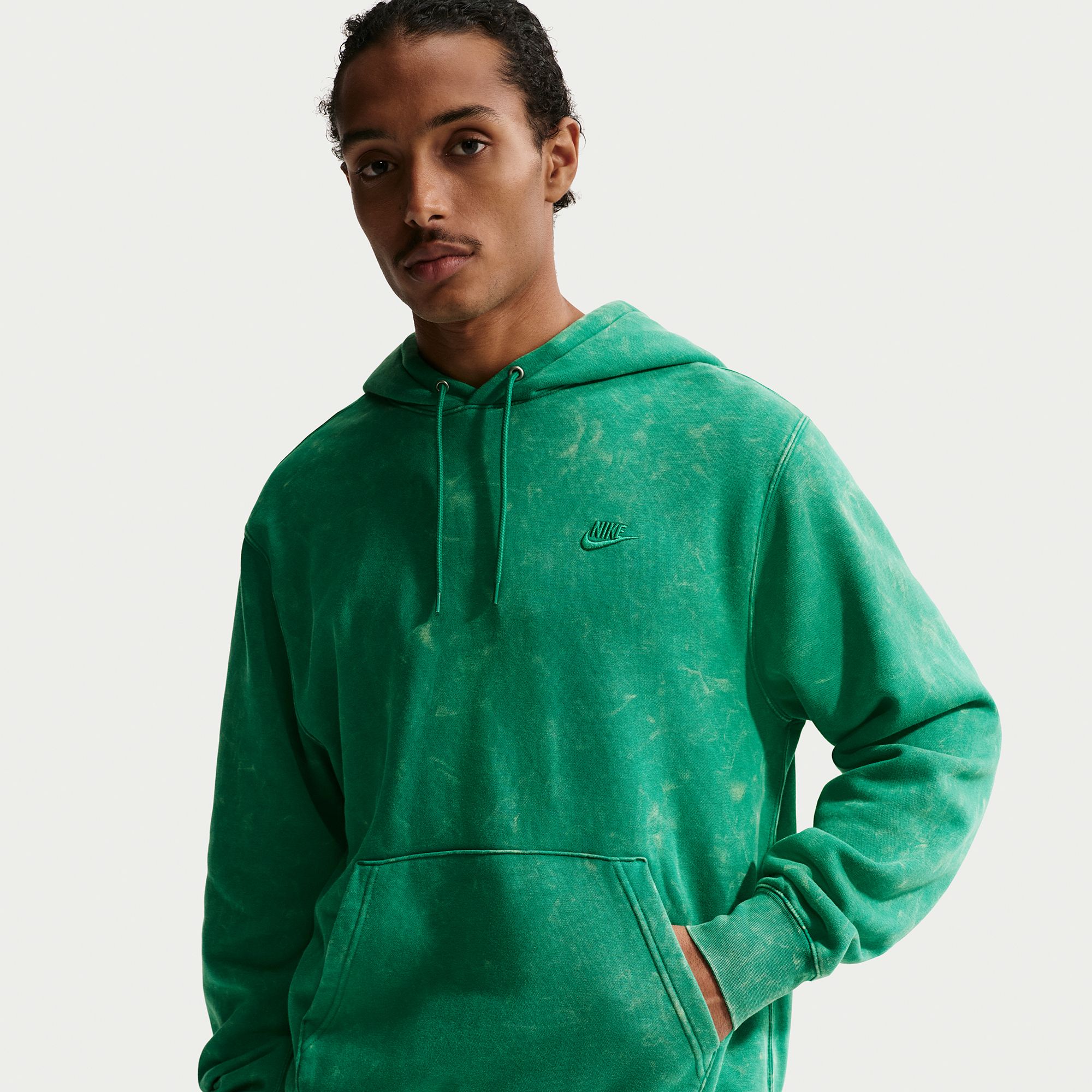 Nike Men's Club Fleece Washed Hoodie