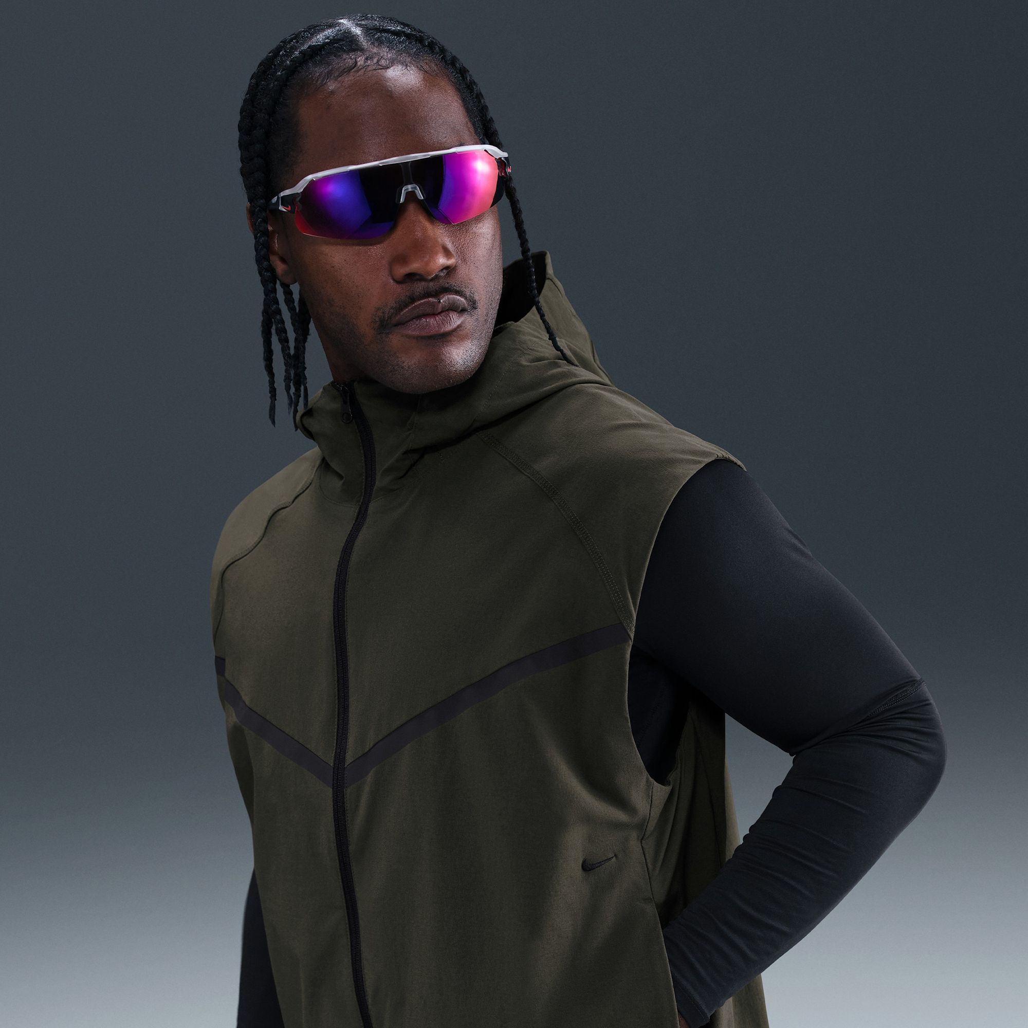 Nike Men's Tech Woven Windrunner Hooded Vest