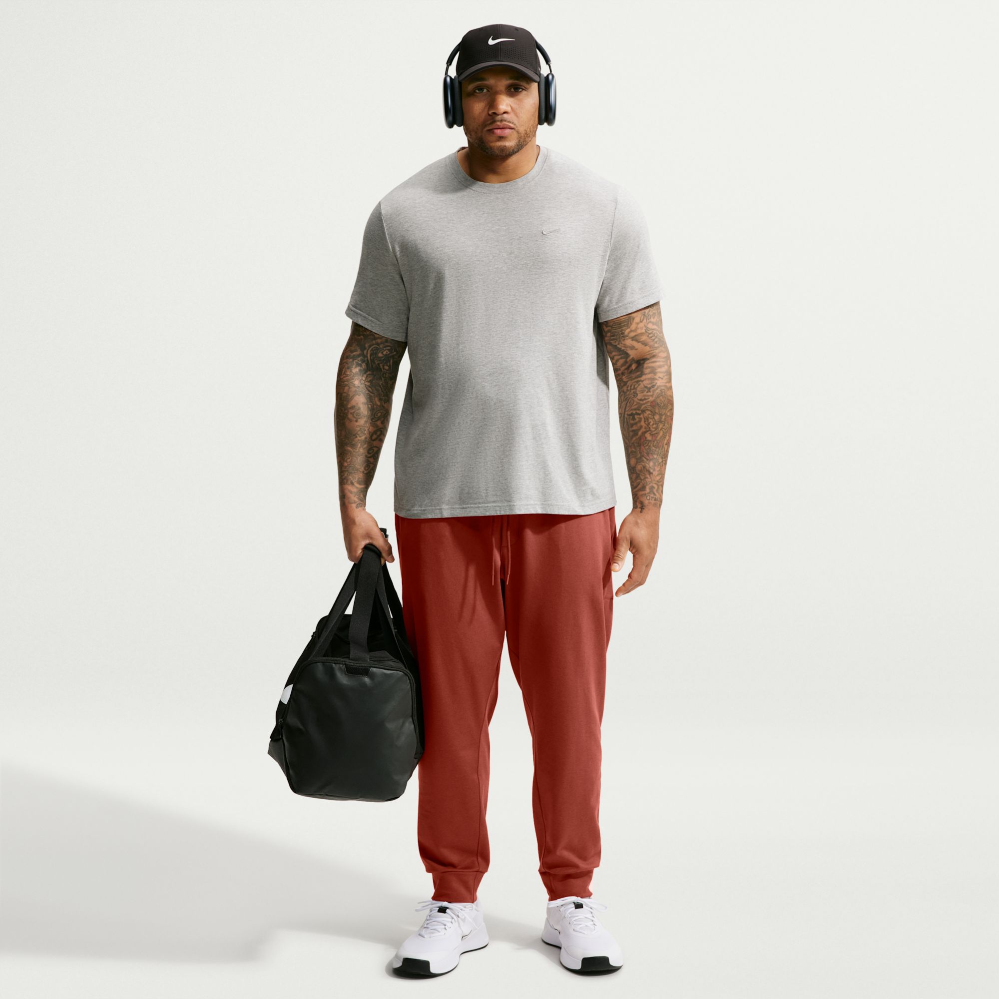 Nike Men's Dri-FIT UV Primary NanoKnit Joggers