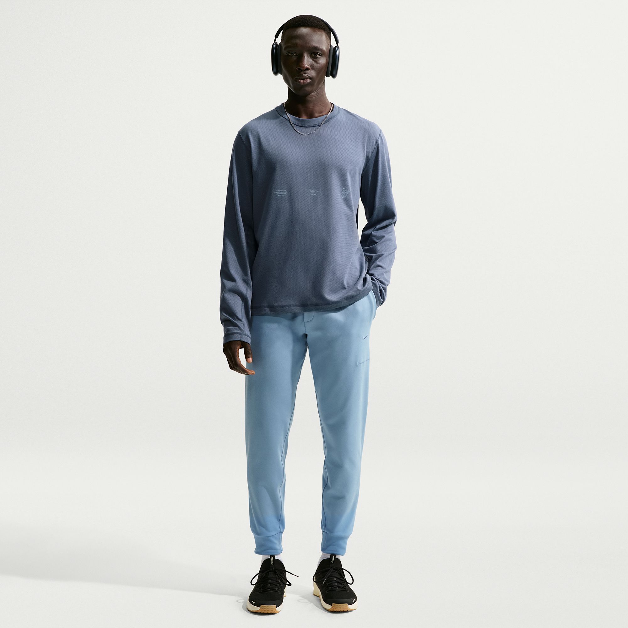 Nike Men's Dri-FIT UV Primary NanoKnit Joggers