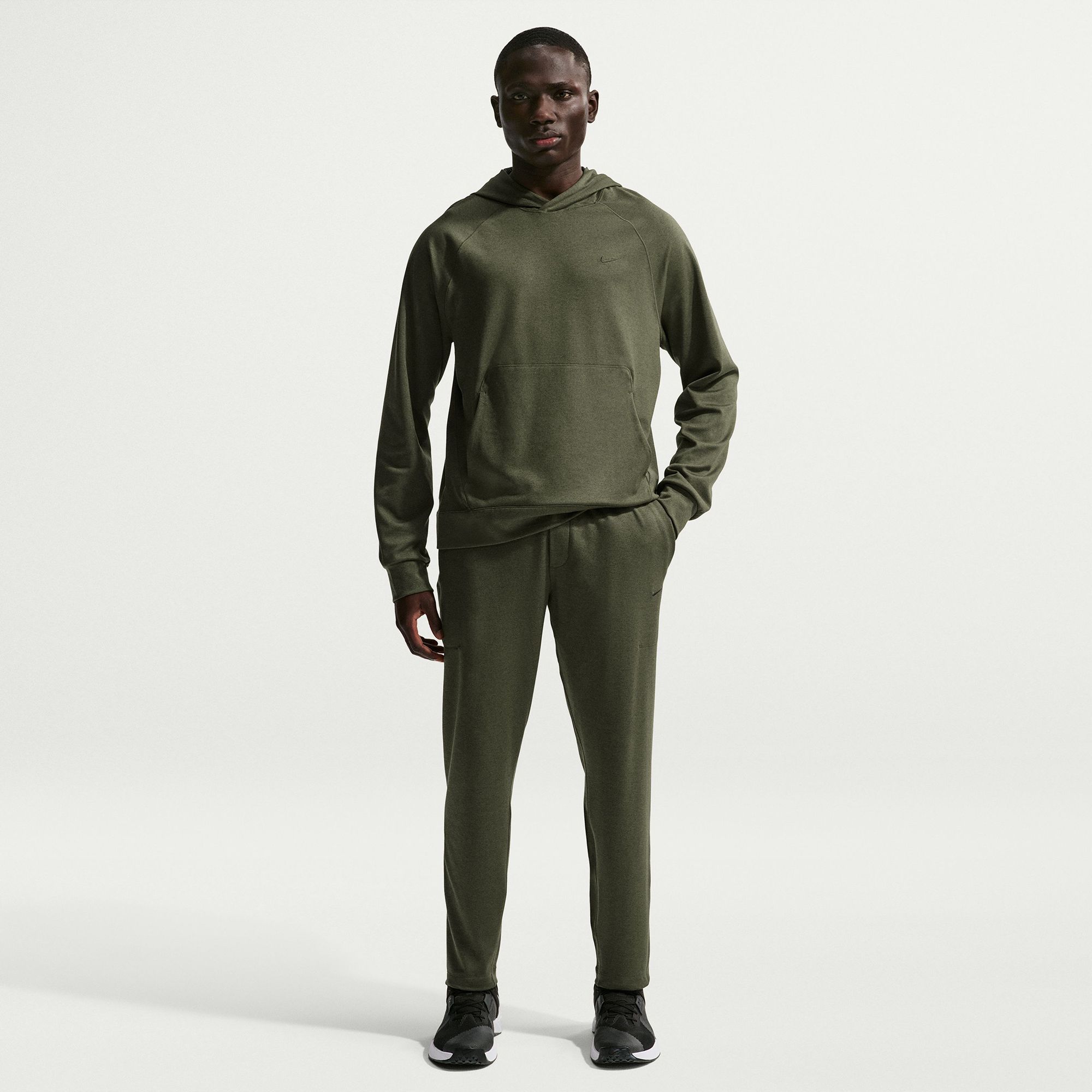 Nike Men's Dri-FIT Primary NanoKnit UV Performance Pants