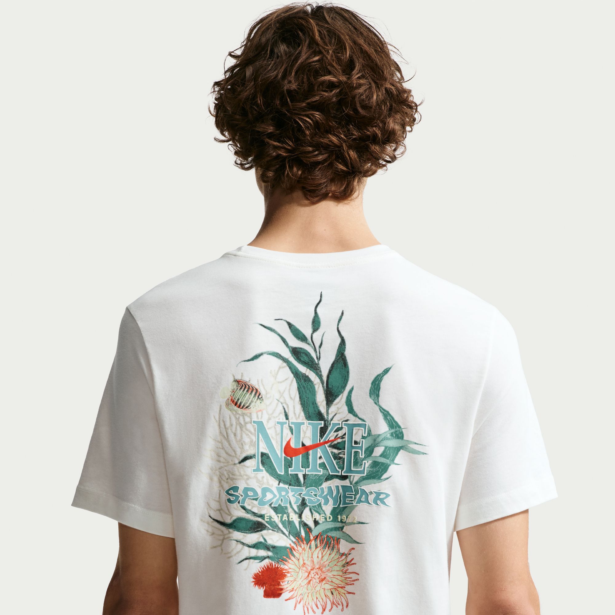 Nike Men's Sportswear 26 Midweight T-Shirt