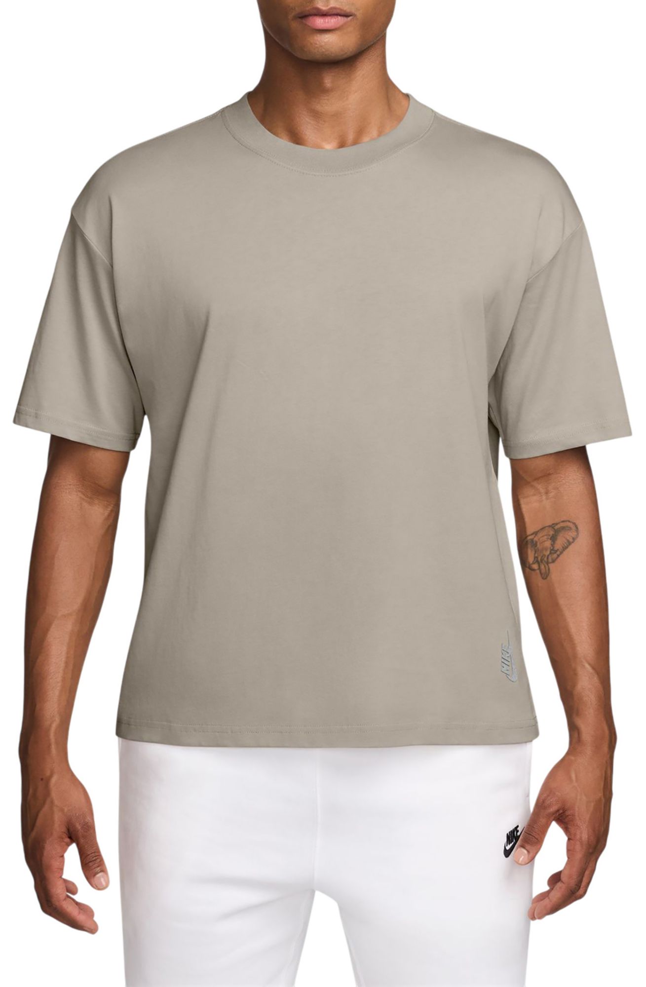 Nike Men's Sportswear Boxy Essential T-Shirt