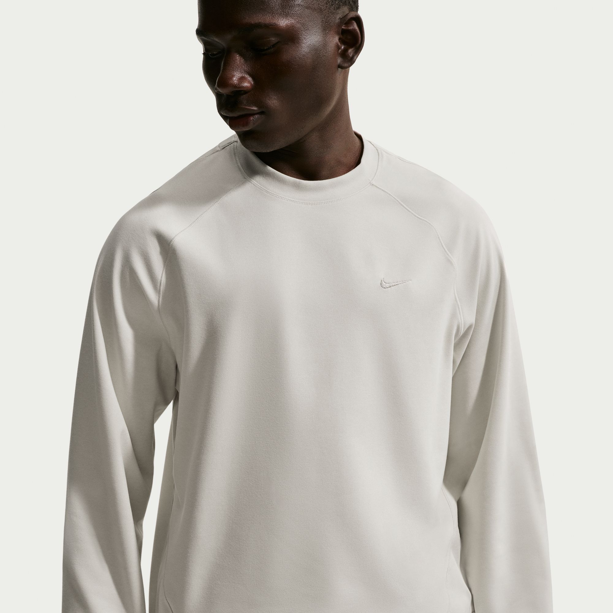 Nike Men's Dri-FIT Primary NanoKnit UV Protection Sweatshirt