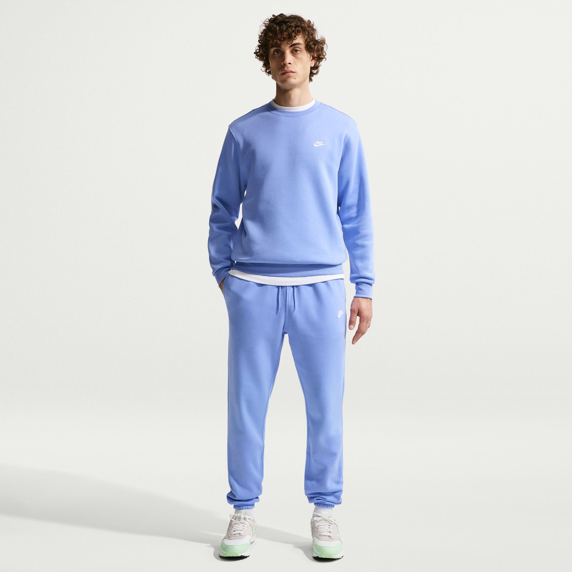 Nike Men's Club Fleece Cuffed Sweatpants