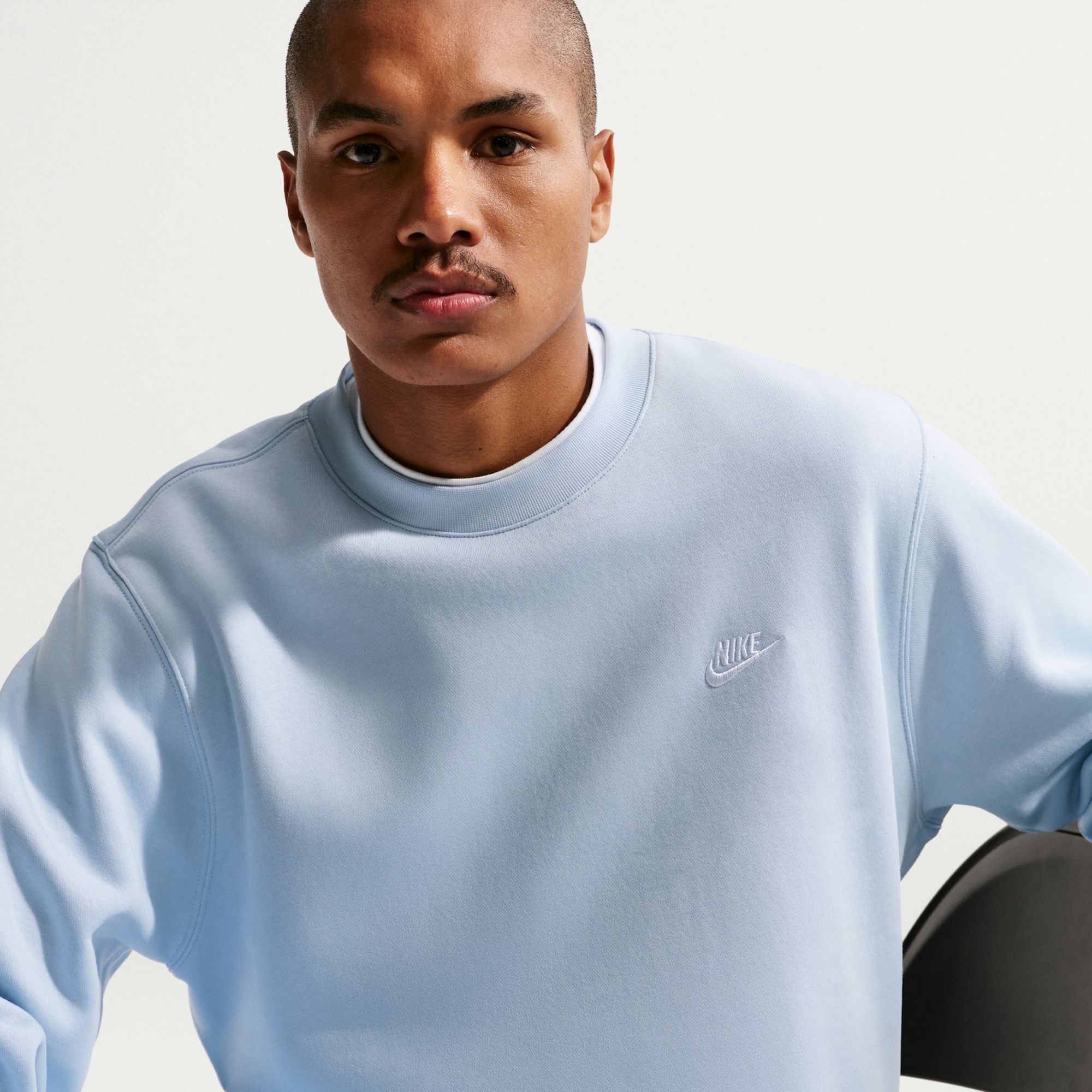Nike Men's Club Fleece Crewneck Sweatshirt
