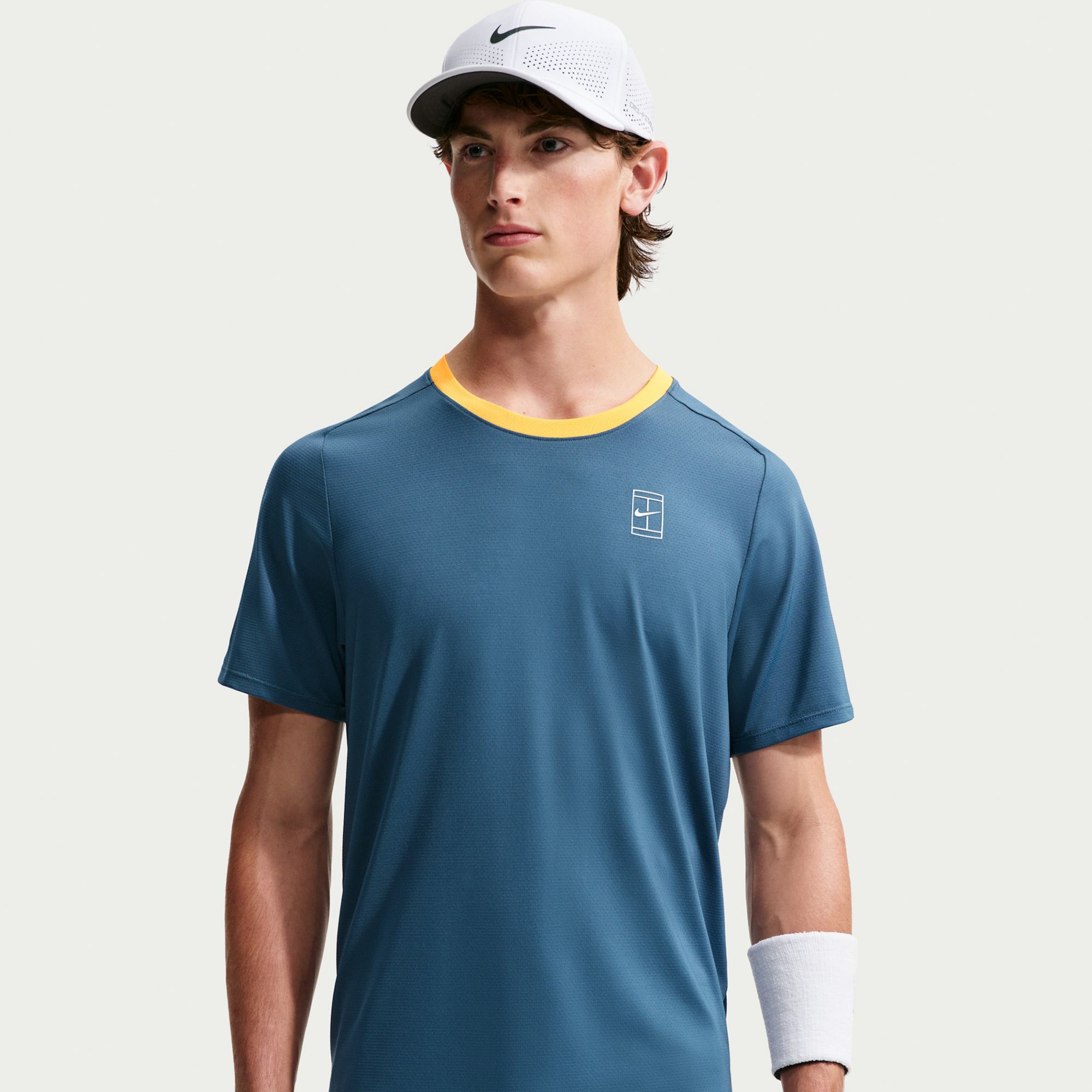 Nike Men's NikeCourt Advantage Dri-FIT Tennis Shirt