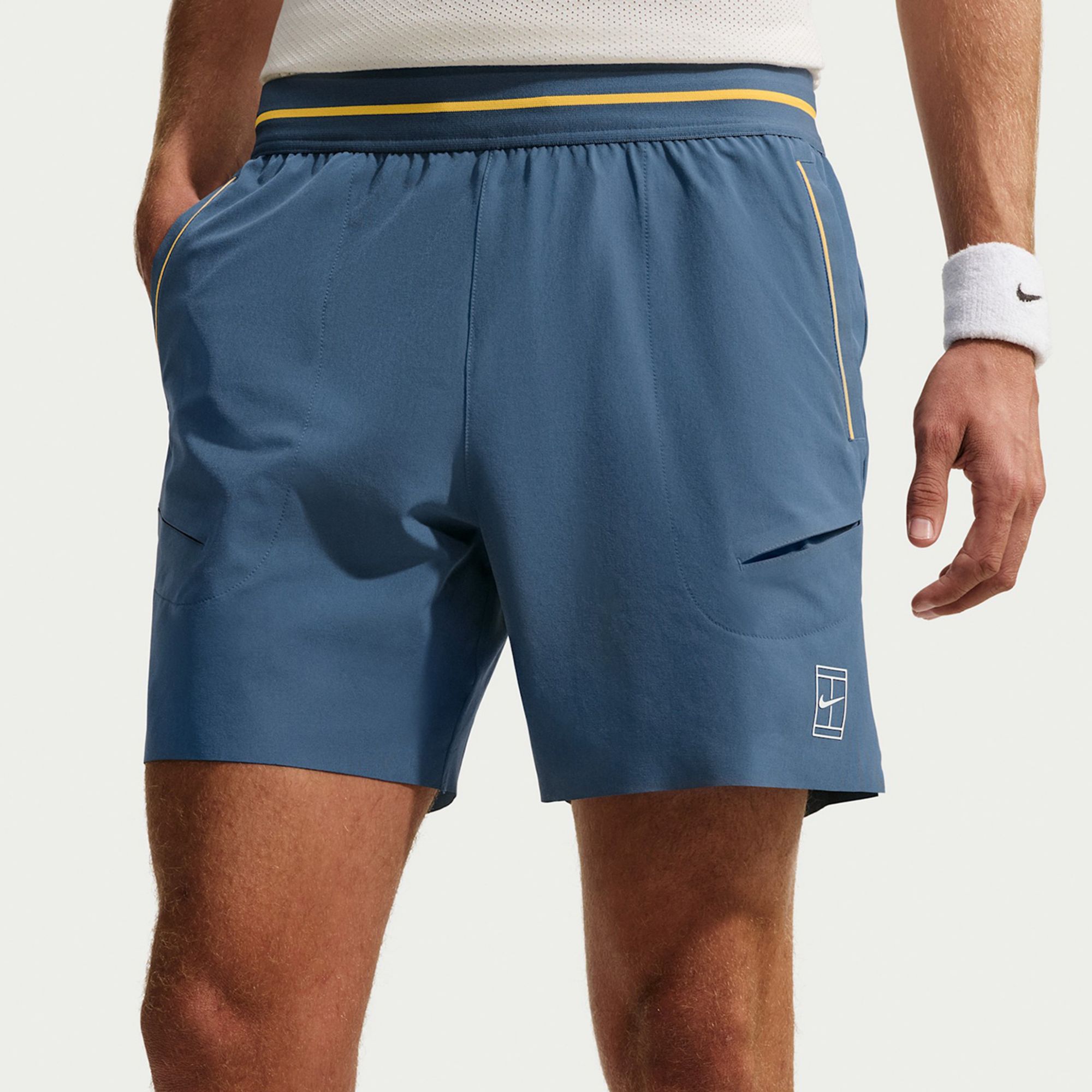 Nike Men's 6" NikeCourt Advantage Dri-FIT Tennis Short
