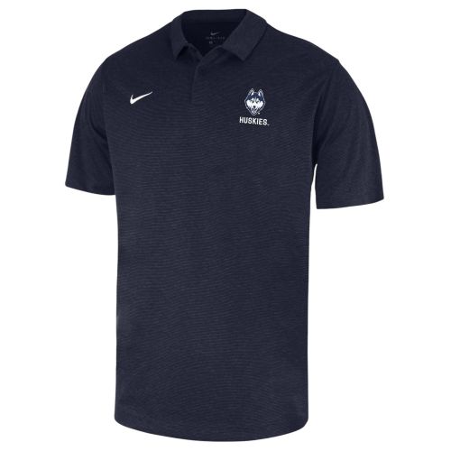 新品 Nike NCAA UCONN ロゴ Tシャツ Mサイズ　海外限定 新品 Nike NCAA UCONN ロゴ Tシャツ Mサイズ 海外限定 楽天市場