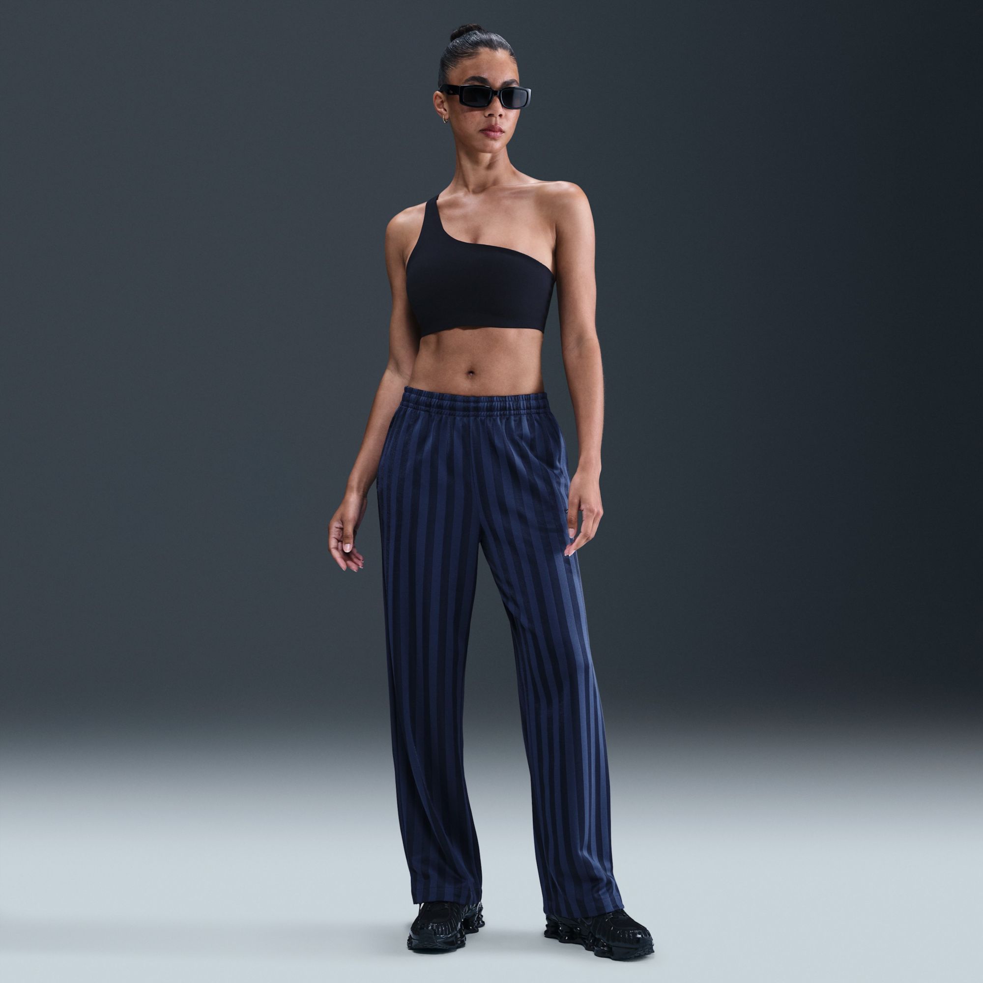 Nike Women's Sportswear Jacquard Striped Track Pants