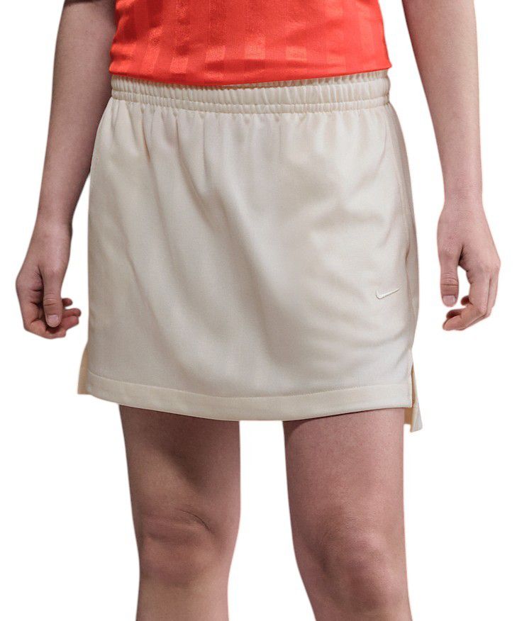 Nike Women's Sportswear Jacquard Striped Skirt