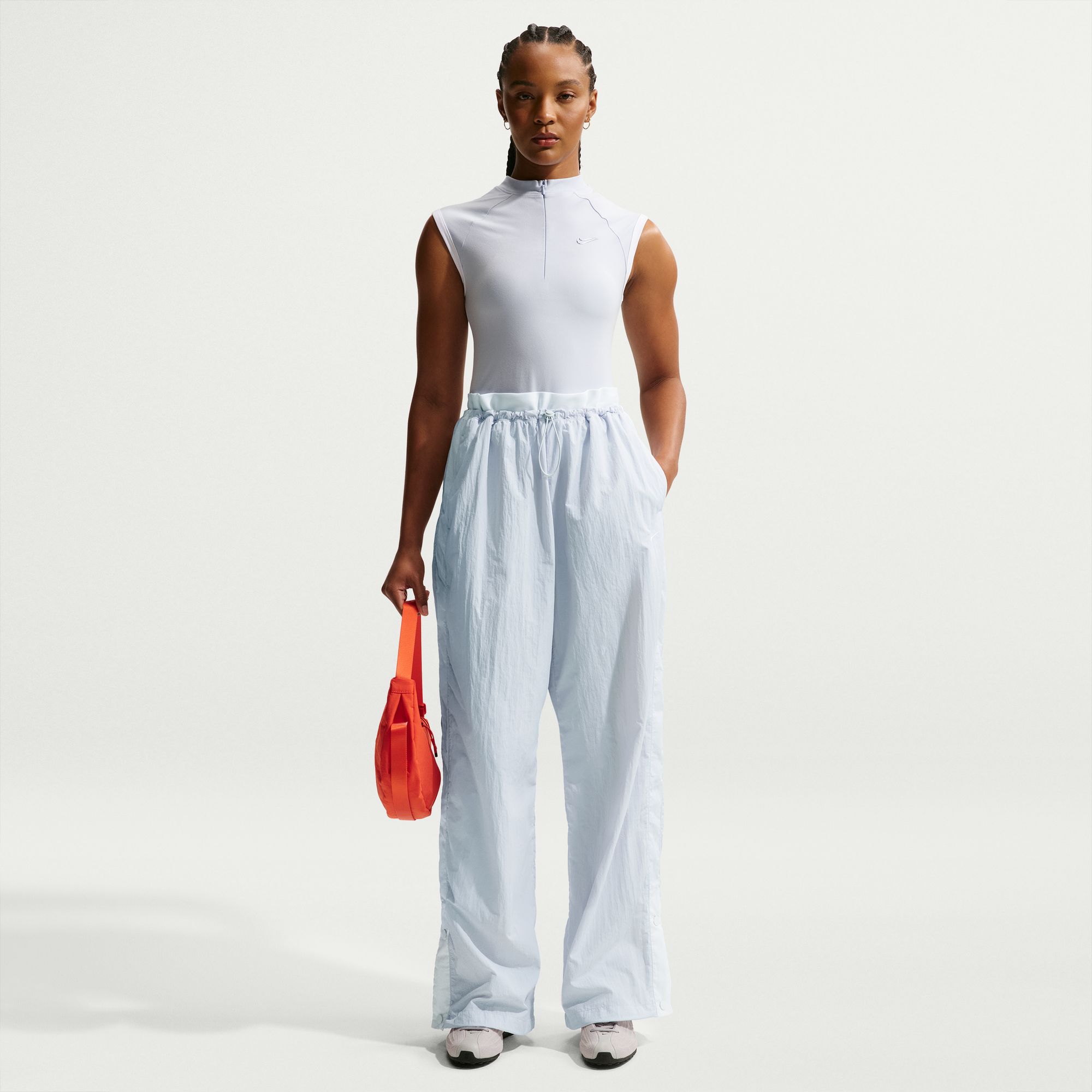 Nike Women's Sportswear Loose High-Waisted Parachute Pants