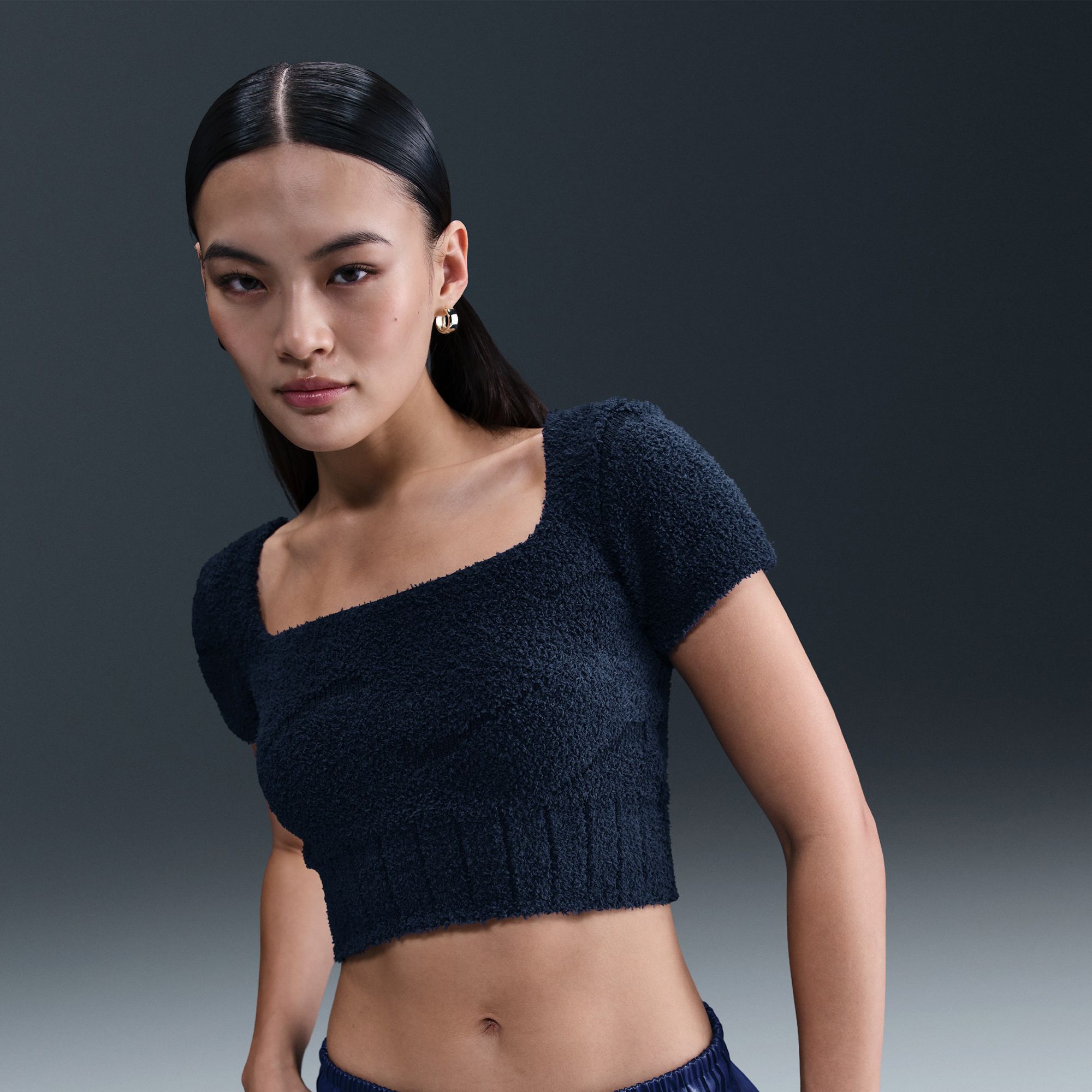 Nike Women's Sportswear Phoenix Cozy Bouclé Short-Sleeve Cropped Knit Top