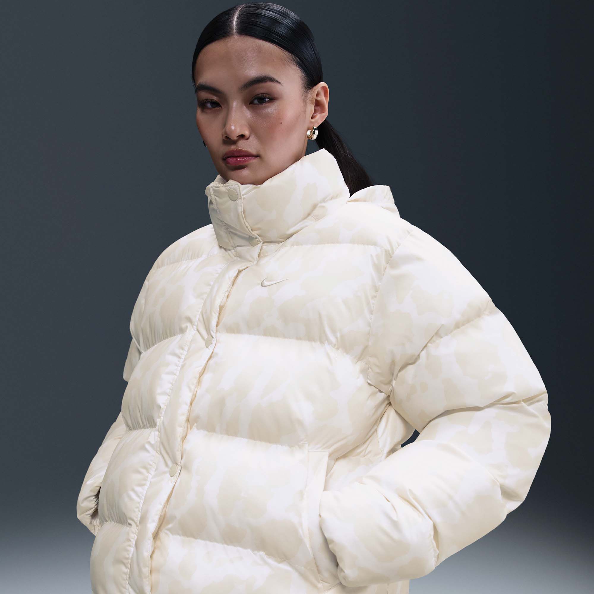 Nike Women's Sportswear Therma-FIT Puffer