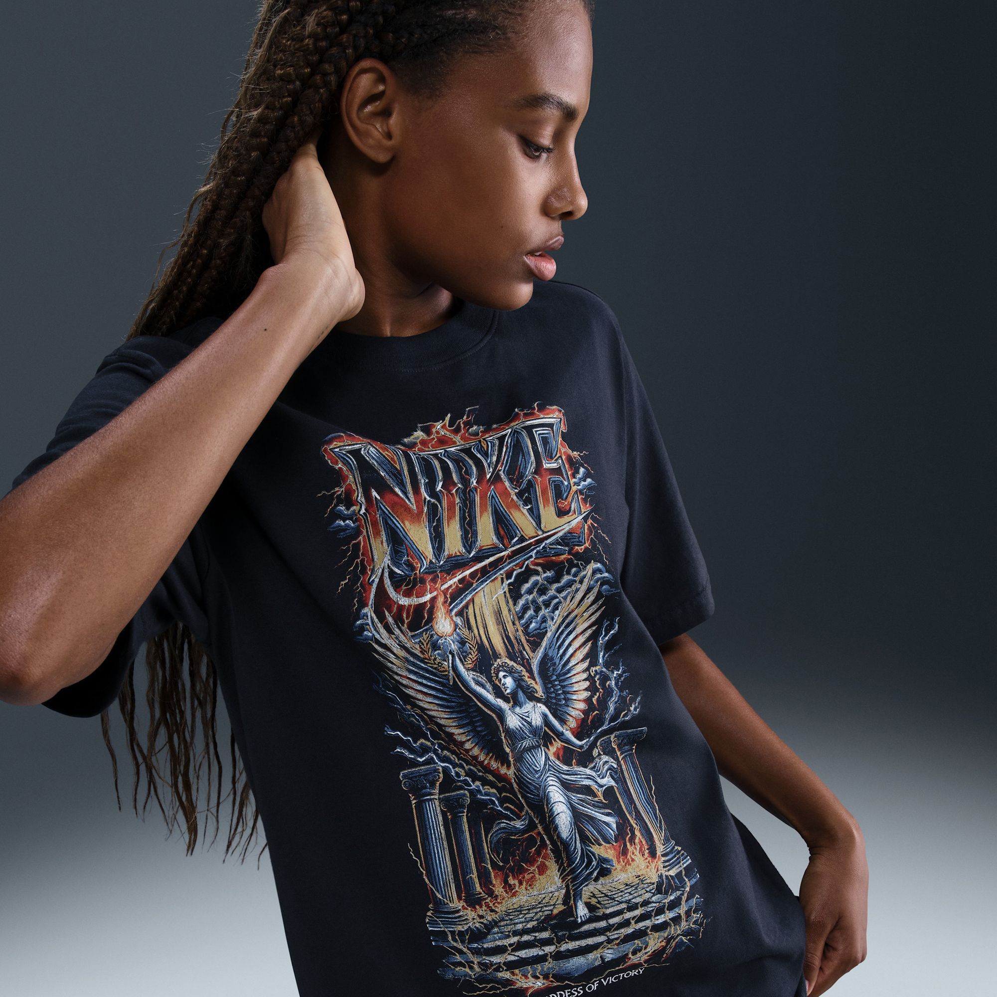 Nike Sportswear Women's Loose Graphic T-Shirt