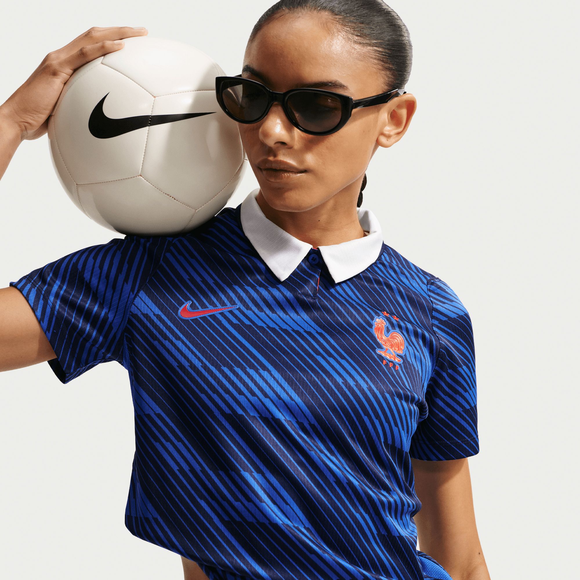 Nike Women's France 2026 Home Replica Jersey