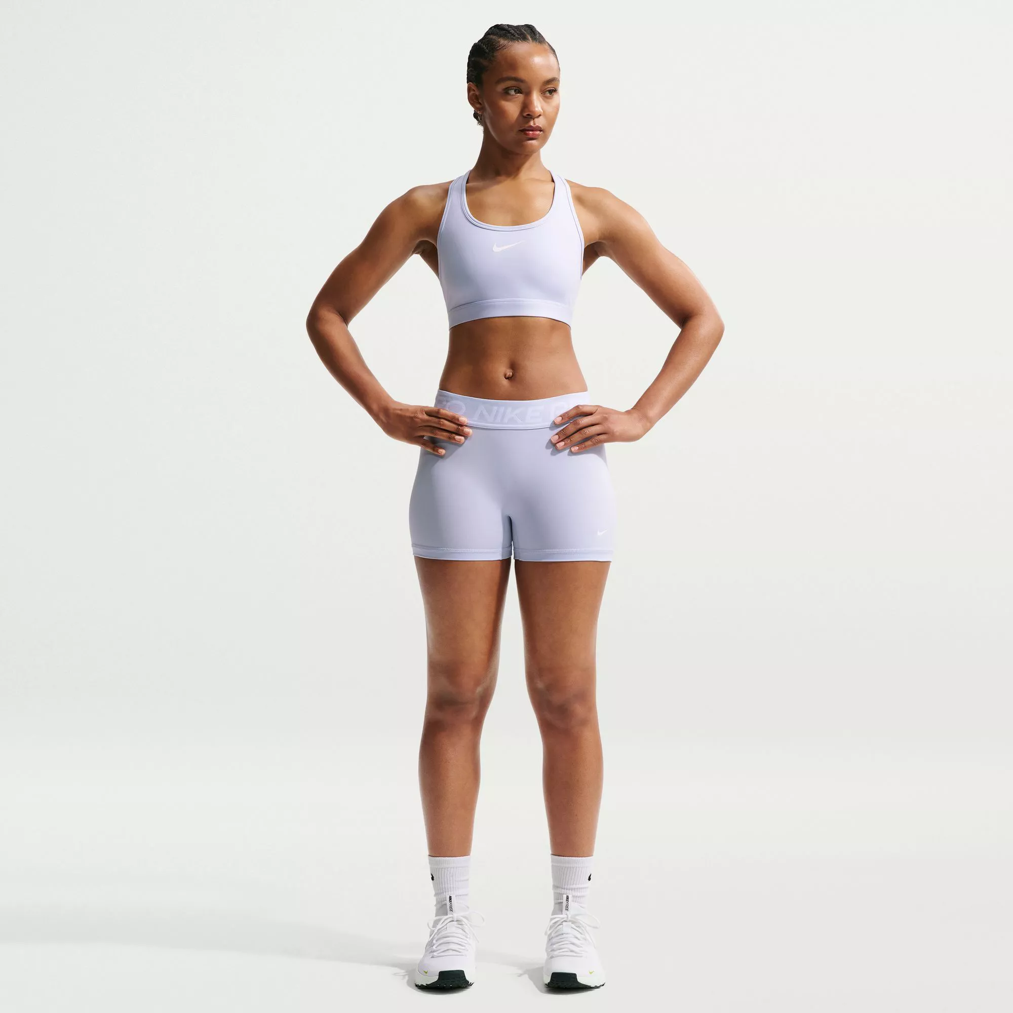 Nike Women's Pro Mid-Rise 3