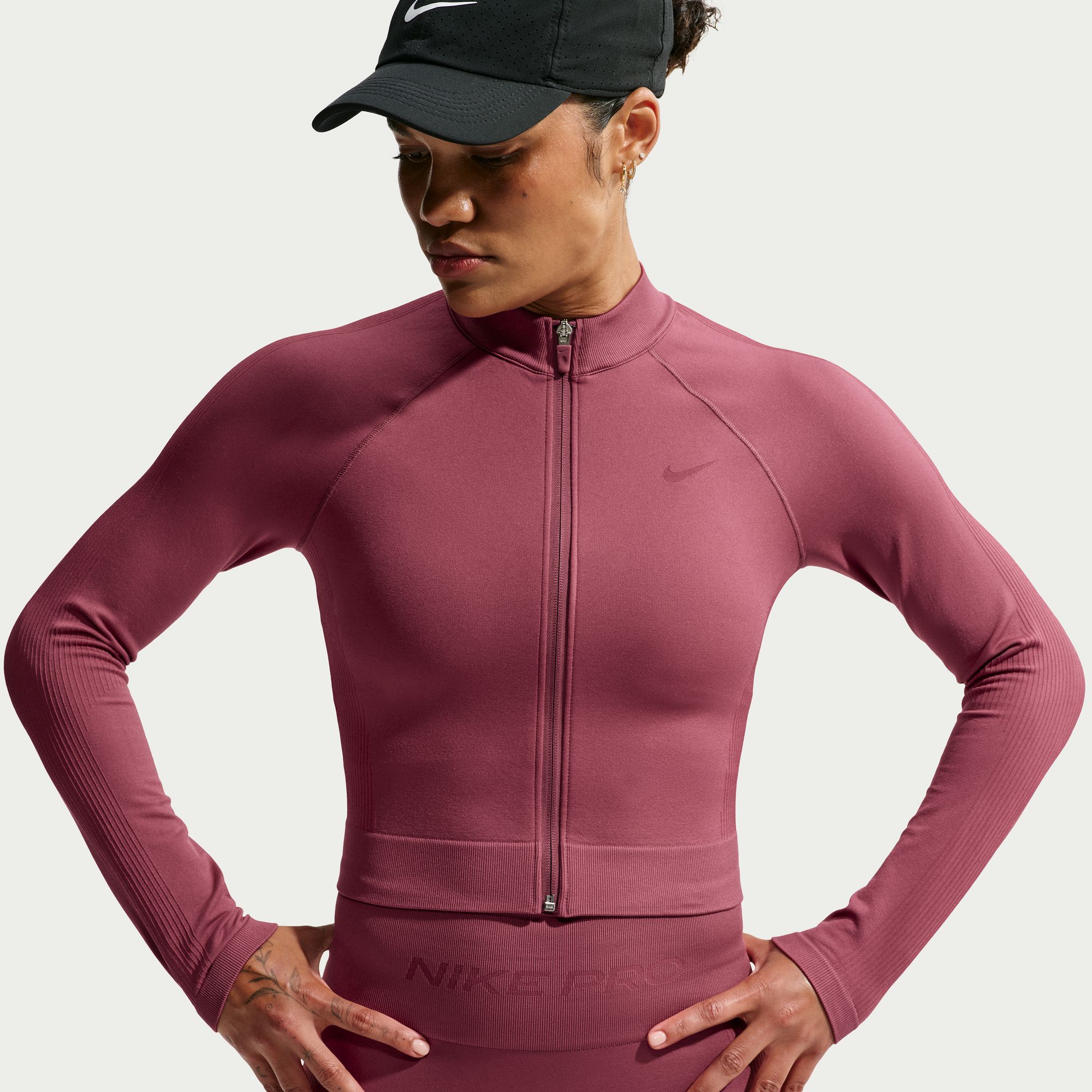 Nike Women's Pro Seamless Dri-FIT Full-Zip Mid-Layer Top