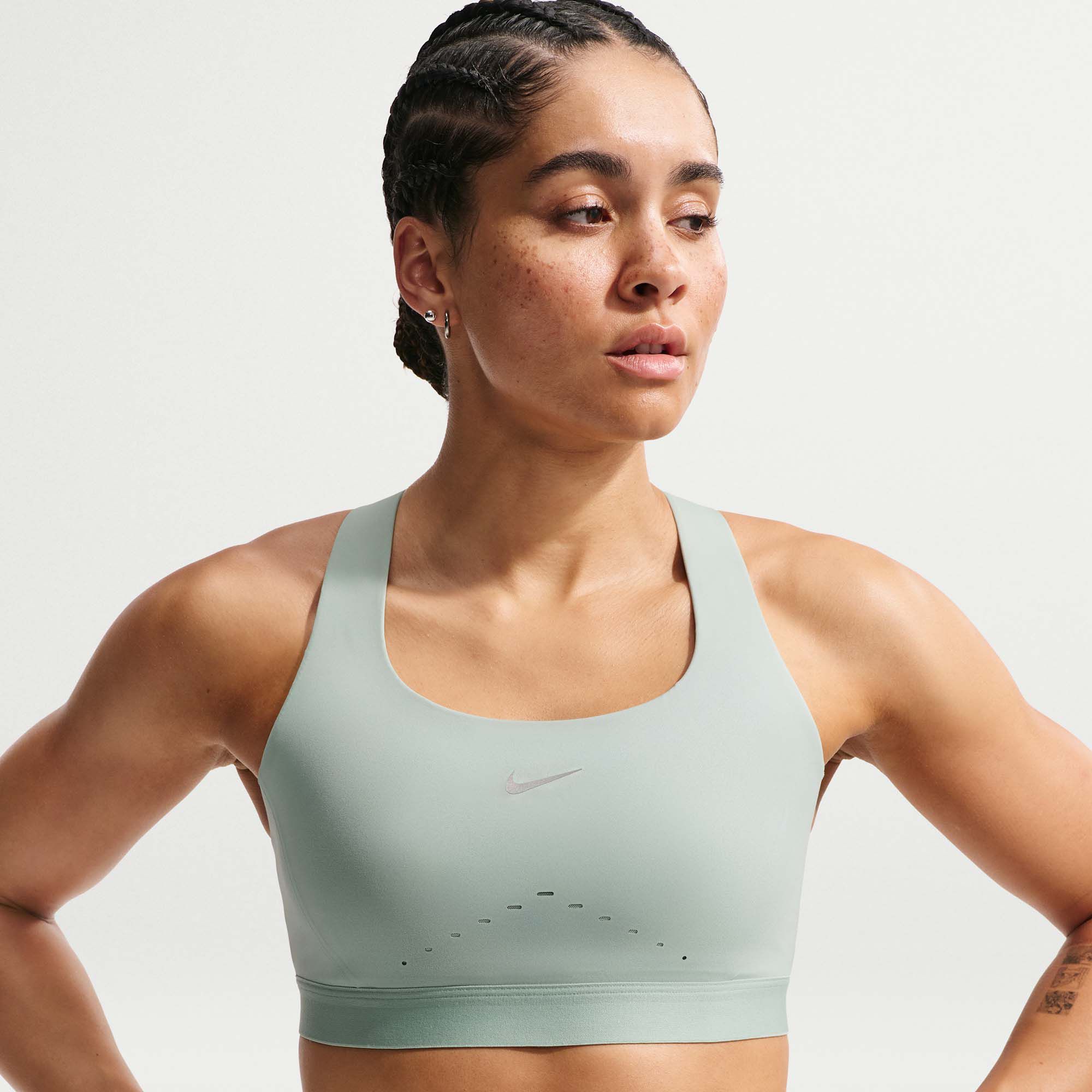 Nike Women's Swift High-Support Lightly Lined Sports Bra in Green | HM5220-006