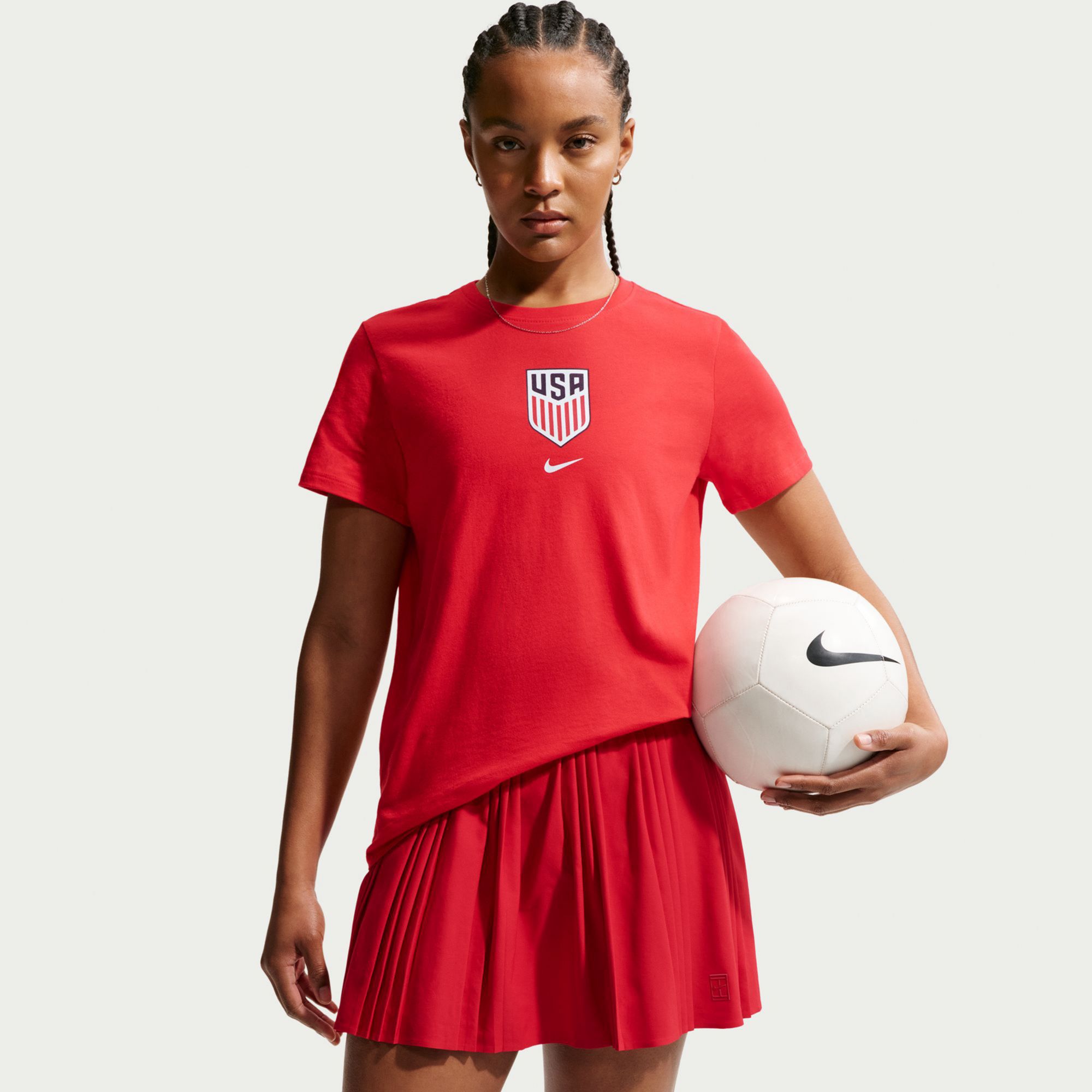 Nike Women's USMNT 2026 Home Crest T-Shirt
