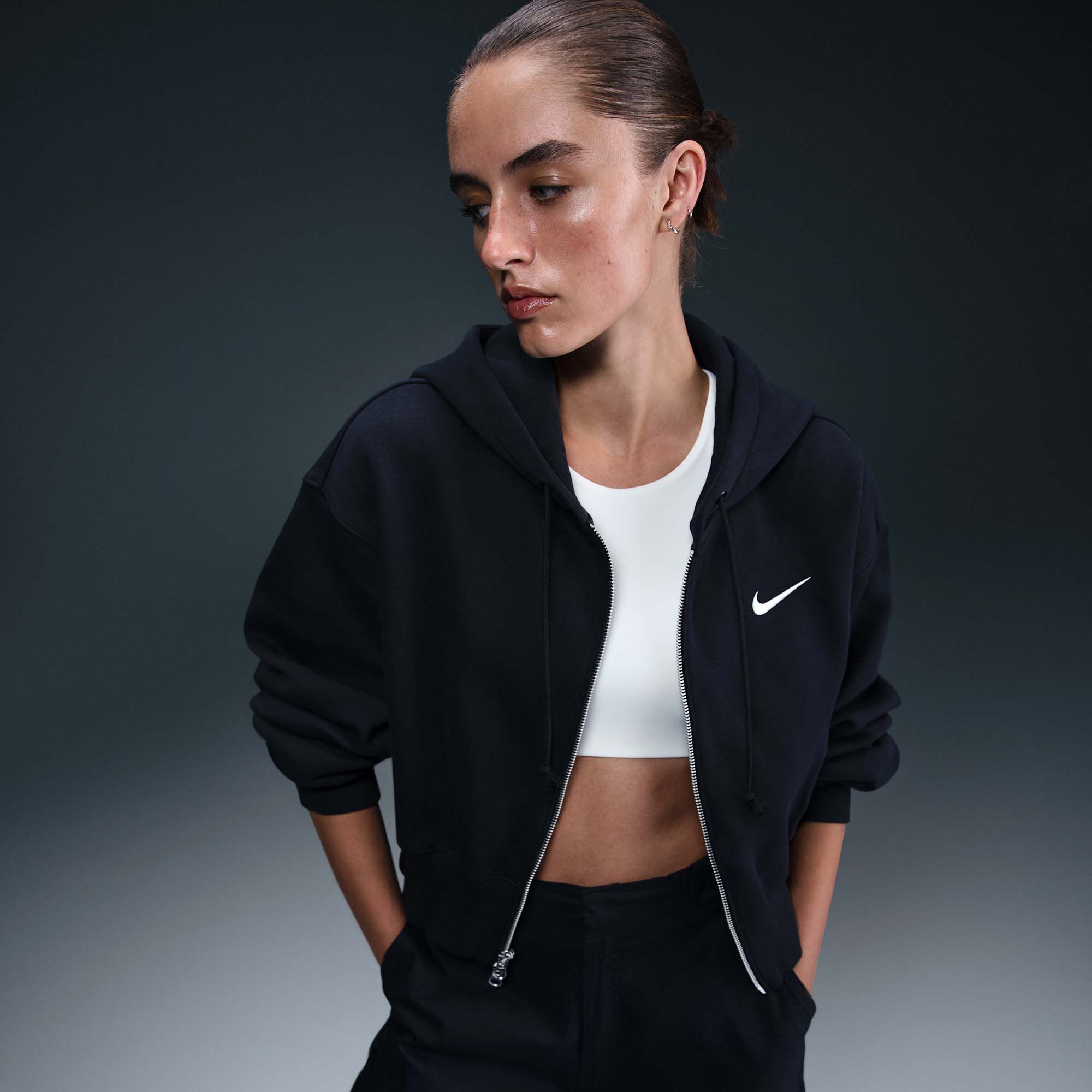 Nike Women's Sportswear Phoenix Fleece Loose Cropped Full-Zip Hoodie