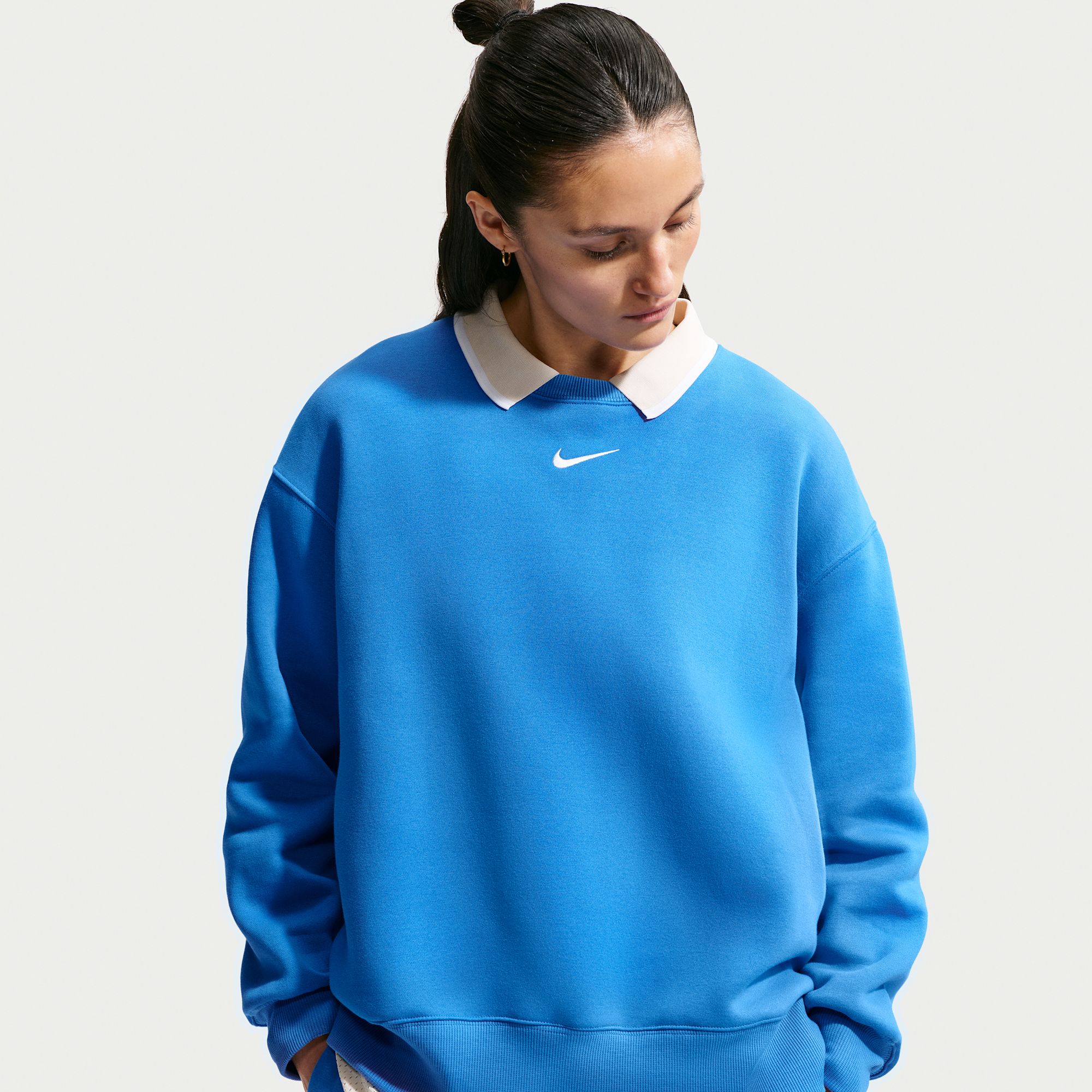 Nike Women's Sportswear Phoenix Fleece Oversized Crew-Neck Sweatshirt