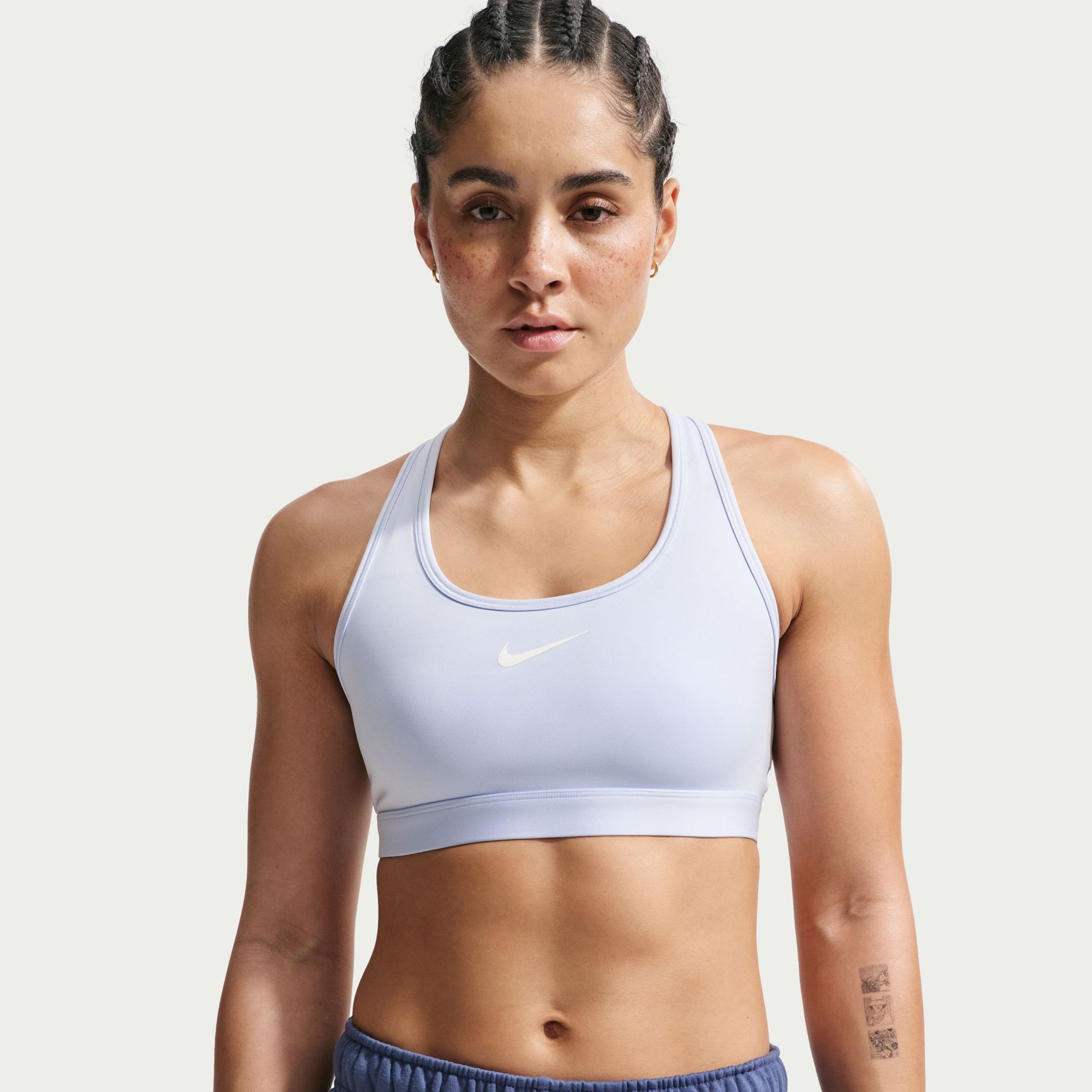 Nike Women's Swoosh Medium Support Non-Padded Sports Bra